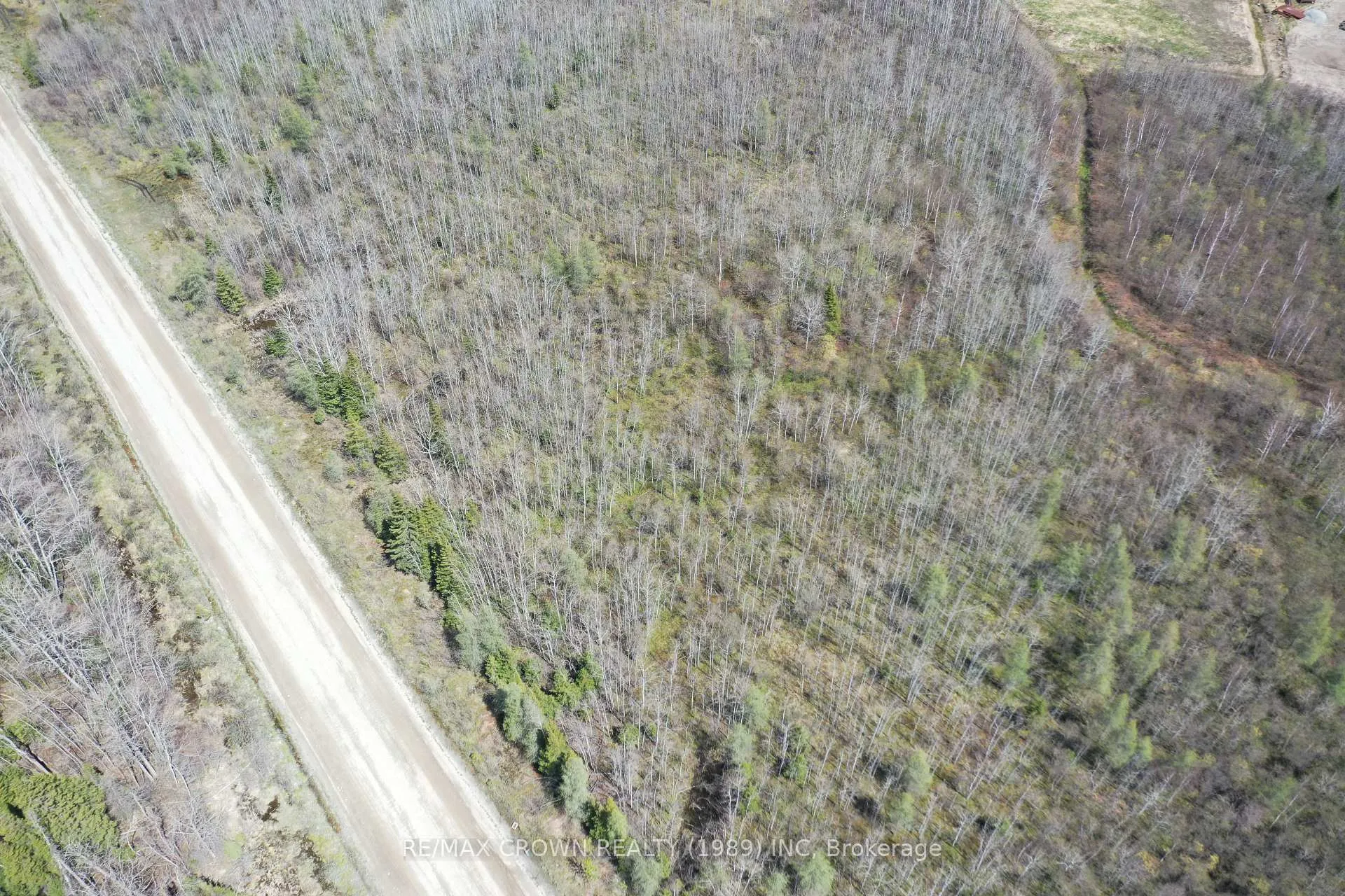 Photo 15 of 73 Clear Lake Road N, Kapuskasing — HOMEH