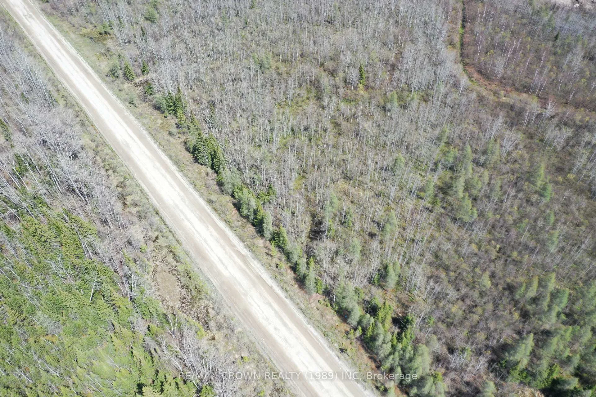 Photo 30 of 73 Clear Lake Road N, Kapuskasing — HOMEH