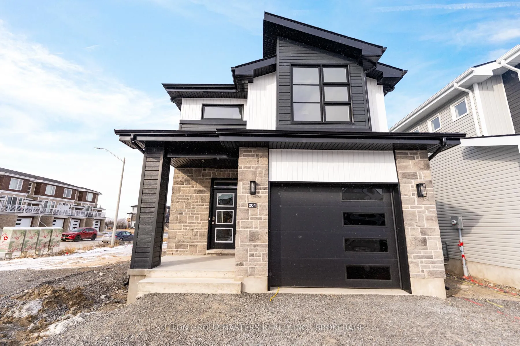Photo 7 of 204 Superior Drive, Loyalist, Amherstview — HOMEH