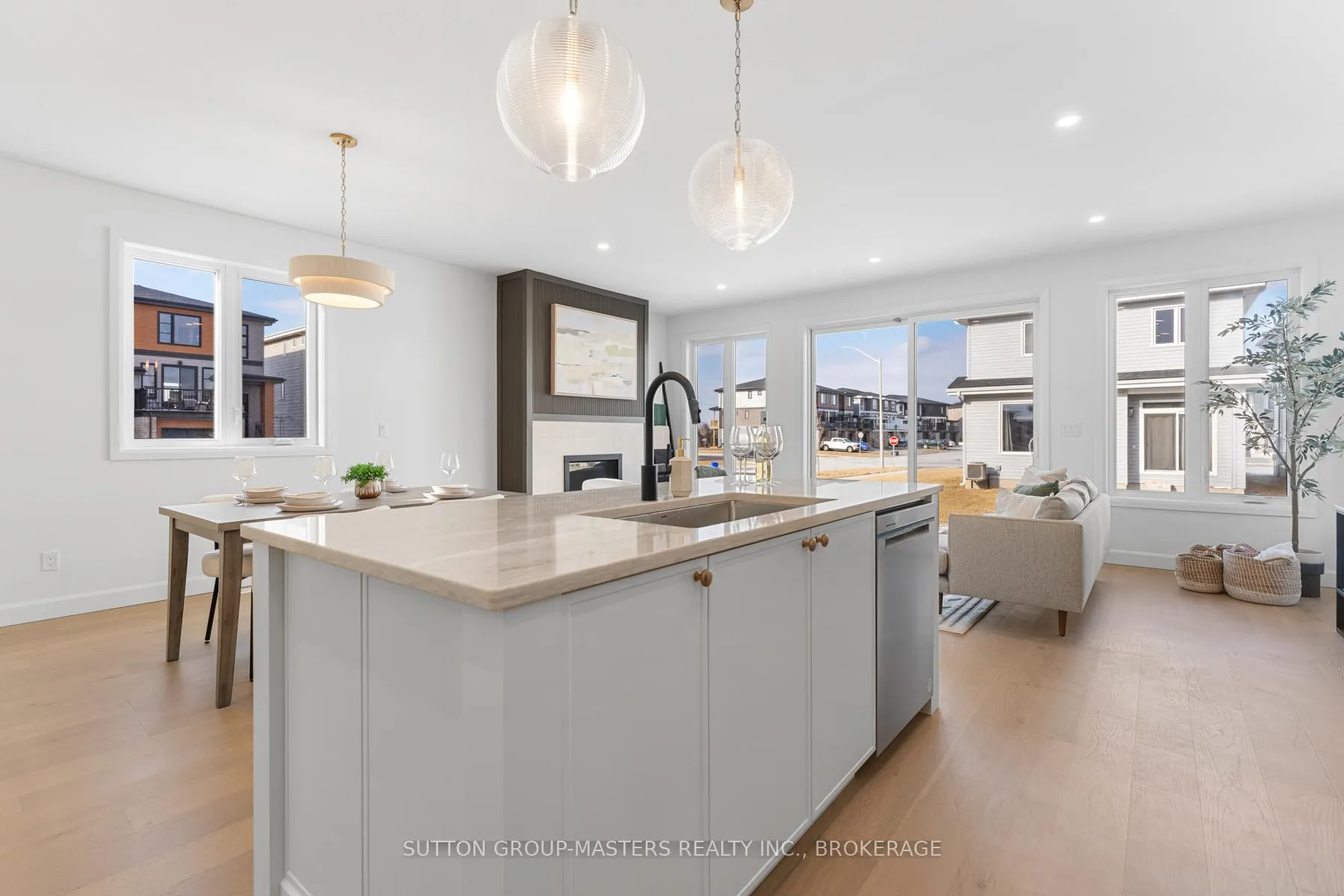 Photo 29 of 204 Superior Drive, Loyalist, Amherstview — HOMEH