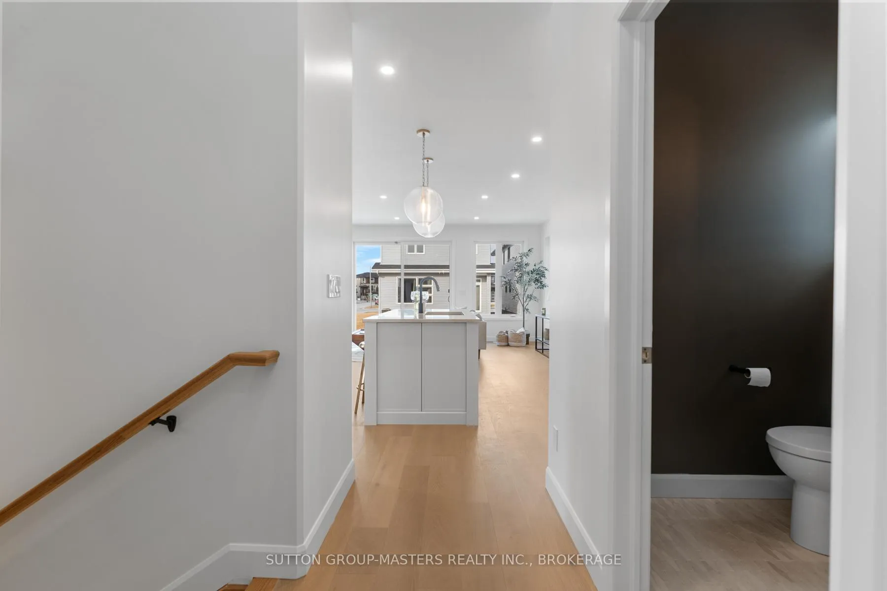 Photo 38 of 204 Superior Drive, Loyalist, Amherstview — HOMEH