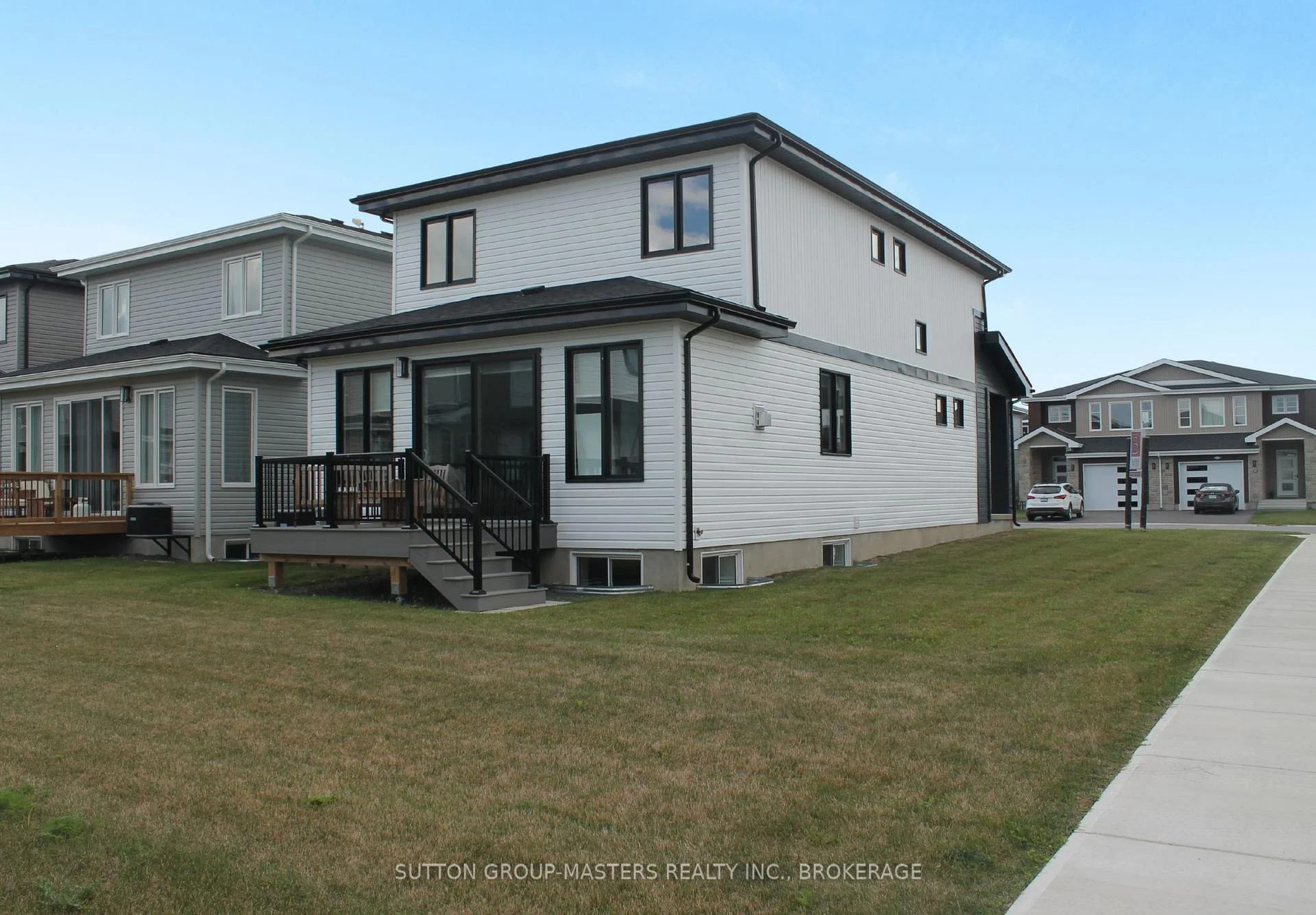 Photo 9 of 204 Superior Drive, Loyalist, Amherstview — HOMEH