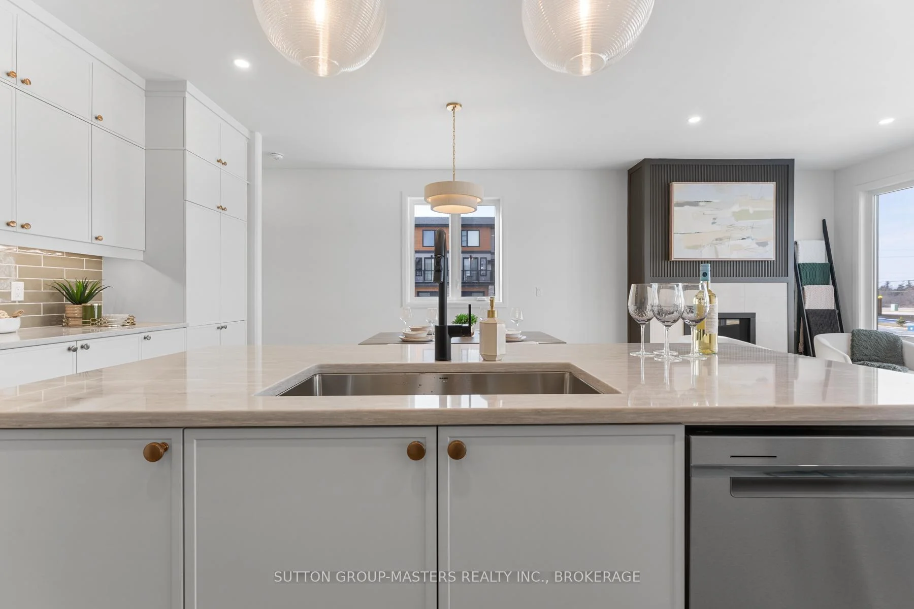 Photo 28 of 204 Superior Drive, Loyalist, Amherstview — HOMEH