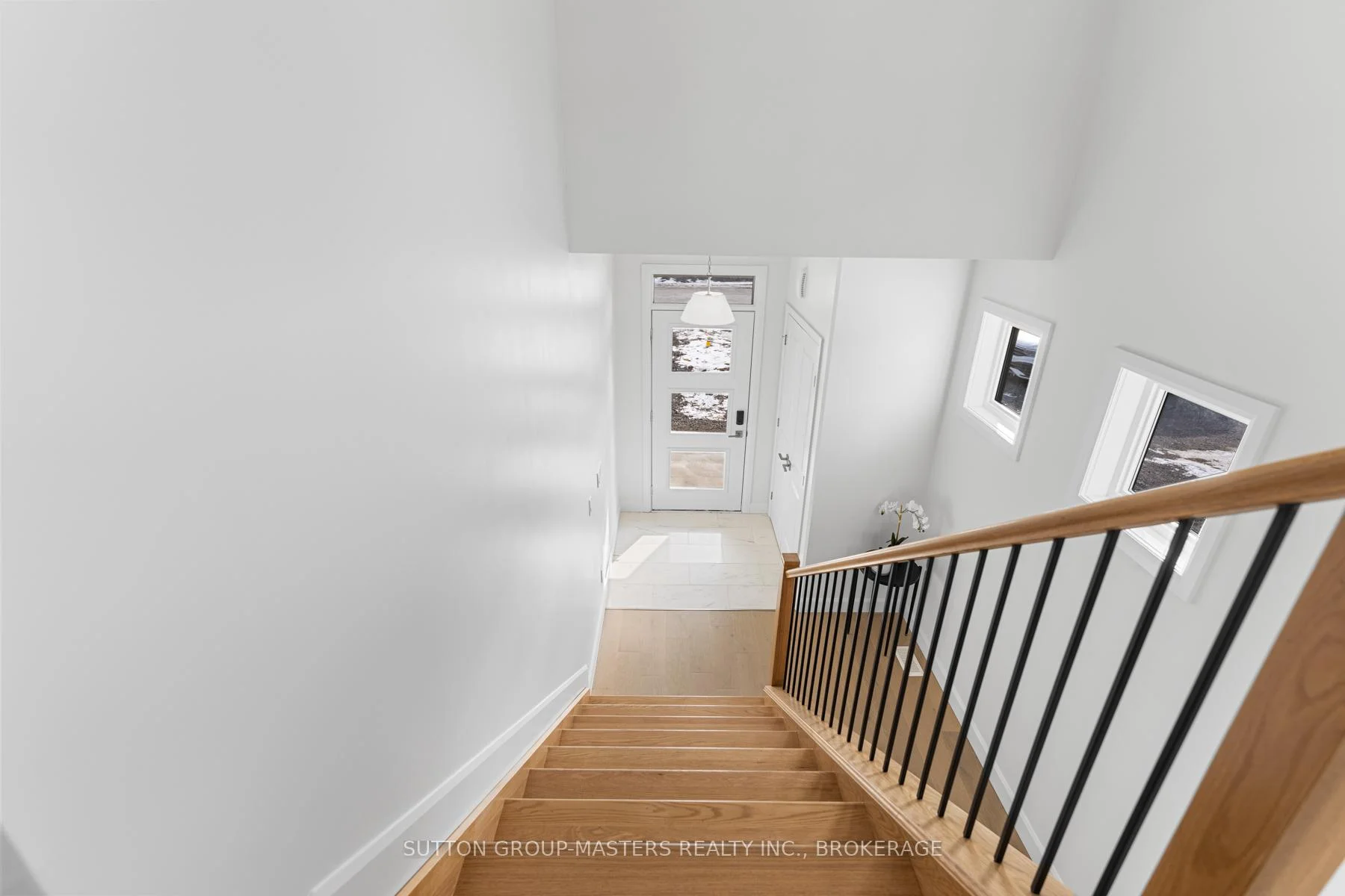 Photo 42 of 204 Superior Drive, Loyalist, Amherstview — HOMEH