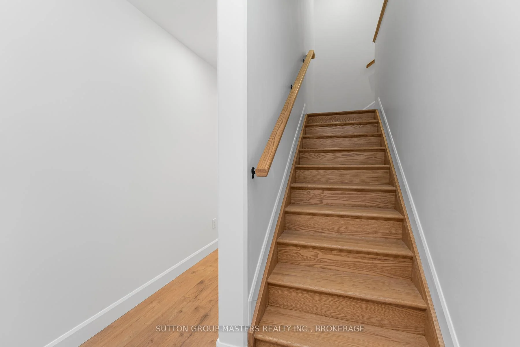 Photo 67 of 204 Superior Drive, Loyalist, Amherstview — HOMEH