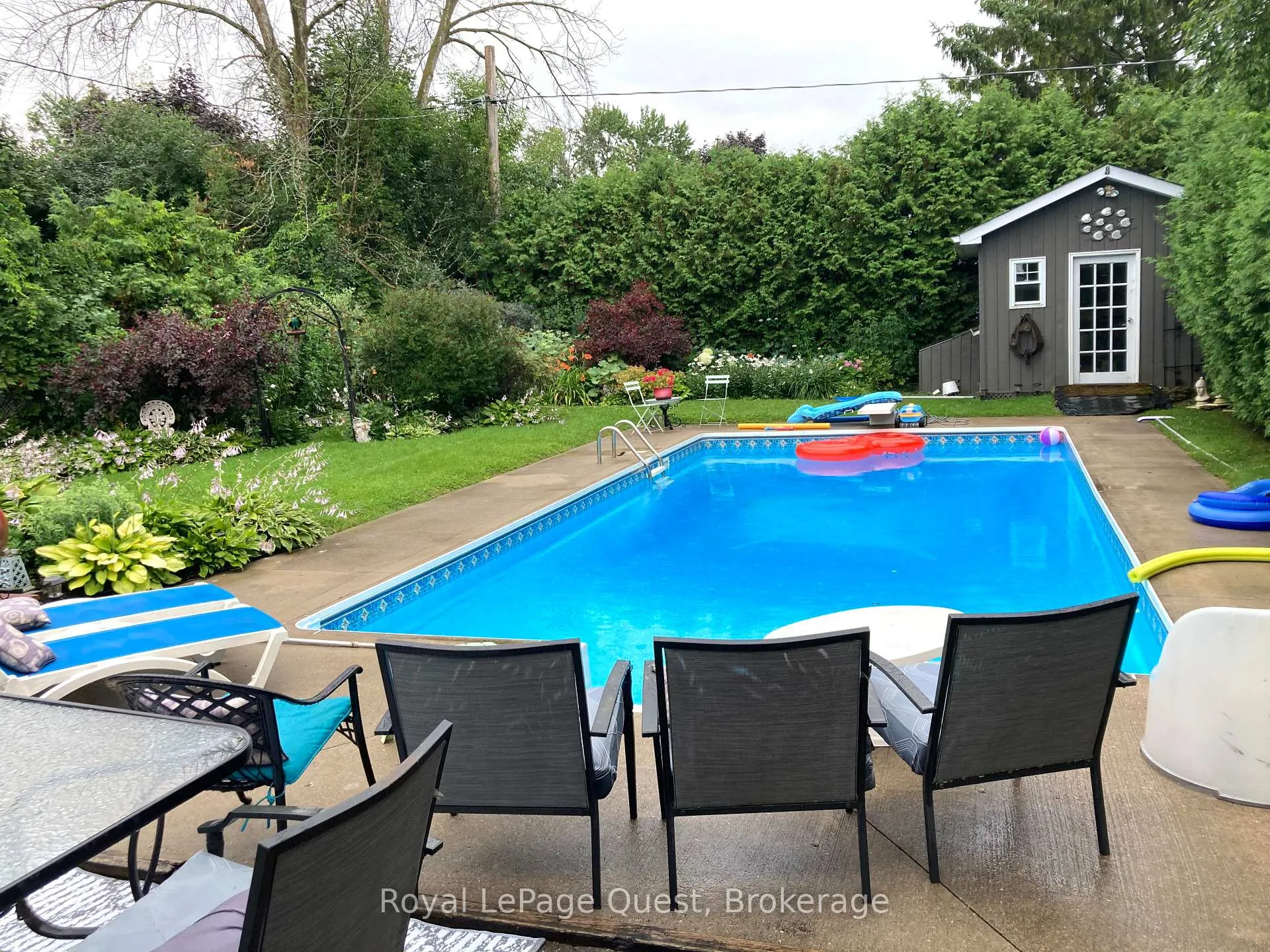 Photo 10 of 333 Collins Drive, Orillia — HOMEH
