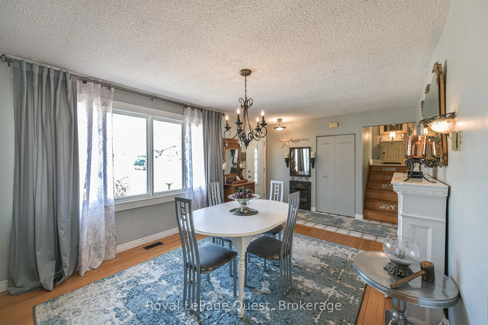 Photo 13 of 333 Collins Drive, Orillia — HOMEH