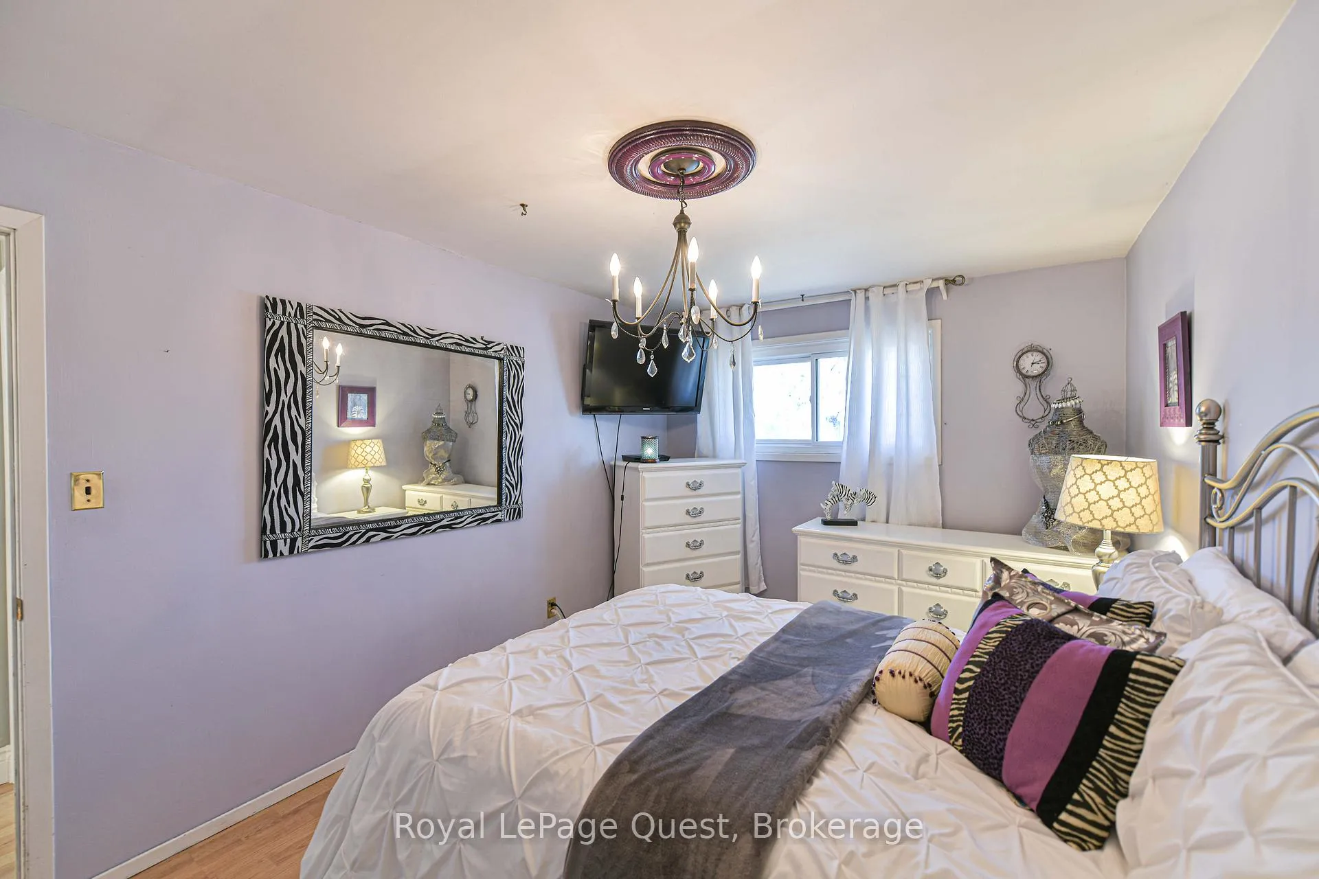 Photo 21 of 333 Collins Drive, Orillia — HOMEH