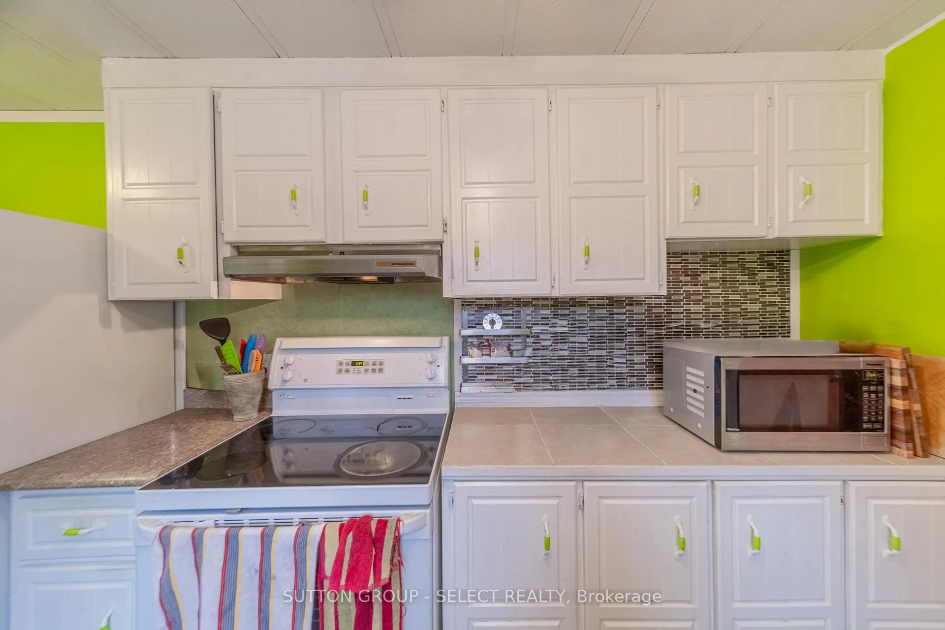 Photo 11 of 246 Southwinds Court, South Huron, Stephen — HOMEH