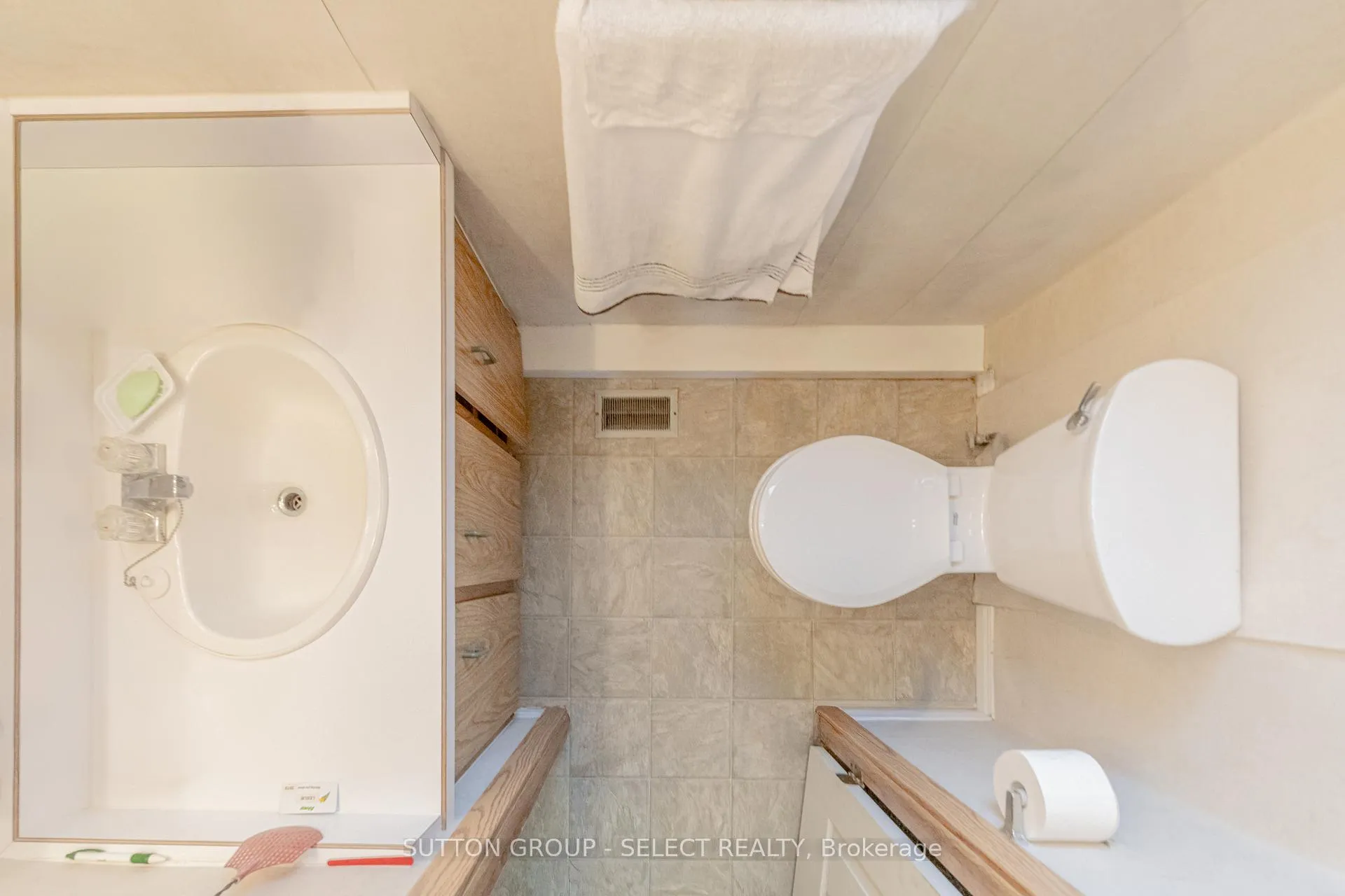Photo 24 of 246 Southwinds Court, South Huron, Stephen — HOMEH