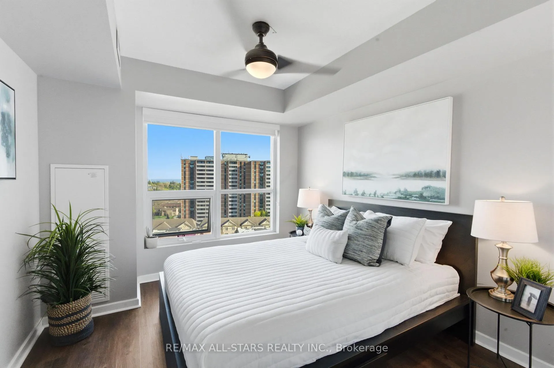 Photo 11 of Unit 1216, 1235 Bayly Street, Pickering, Bay Ridges — HOMEH