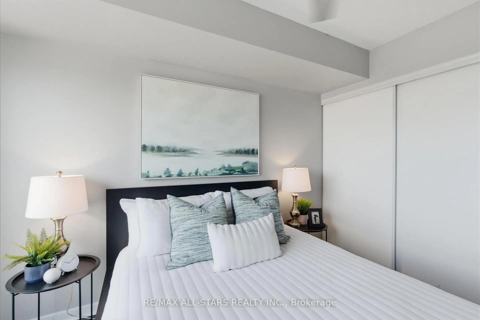 Photo 13 of Unit 1216, 1235 Bayly Street, Pickering, Bay Ridges — HOMEH