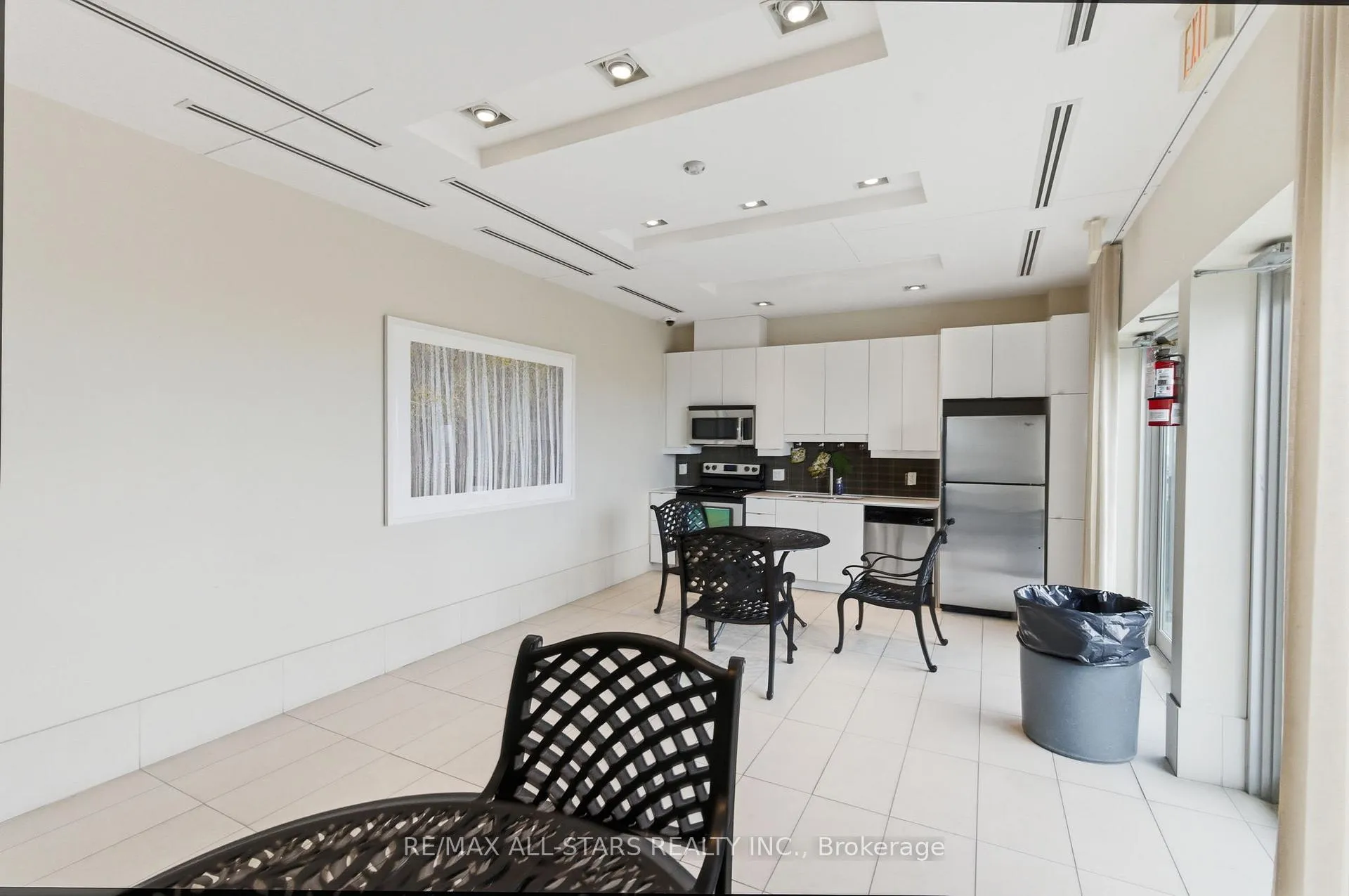 Photo 32 of Unit 1216, 1235 Bayly Street, Pickering, Bay Ridges — HOMEH