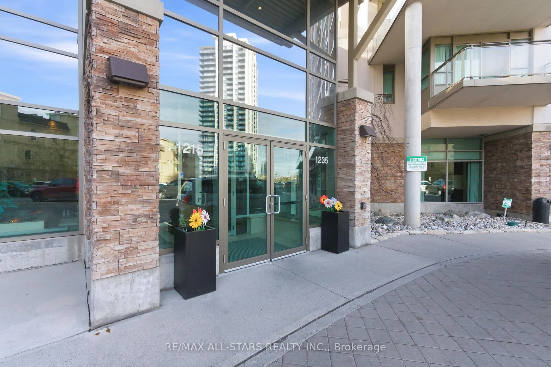 Photo 37 of Unit 1216, 1235 Bayly Street, Pickering, Bay Ridges — HOMEH