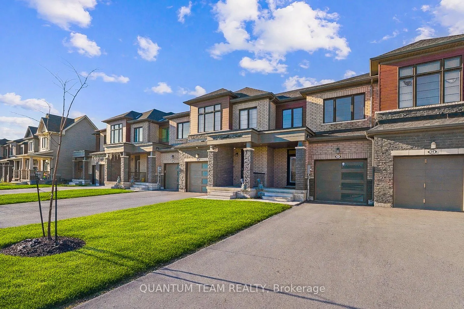 Photo 1 of 41 Vanilla Trail, Thorold, Rolling Meadows — HOMEH