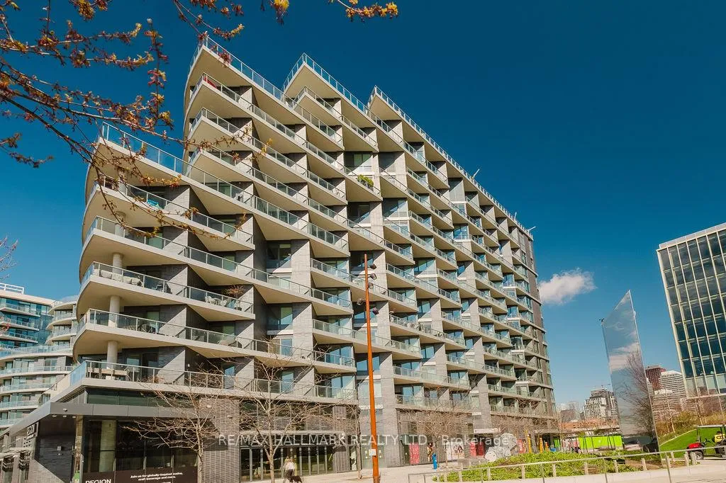 Photo 3 of Unit 520, 1 Edgewater Drive, Toronto, Waterfront Communities — HOMEH