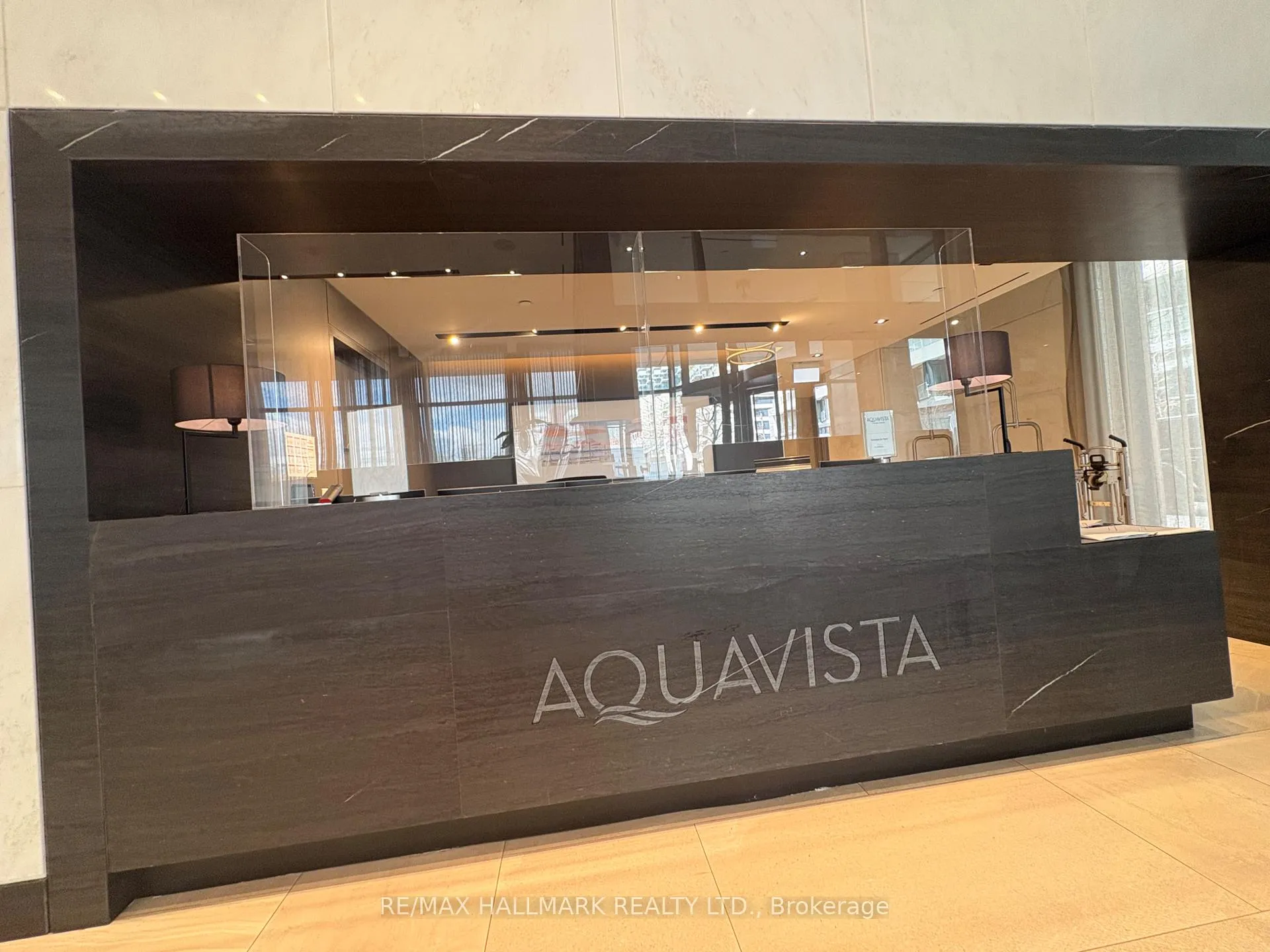 Photo 6 of Unit 520, 1 Edgewater Drive, Toronto, Waterfront Communities — HOMEH