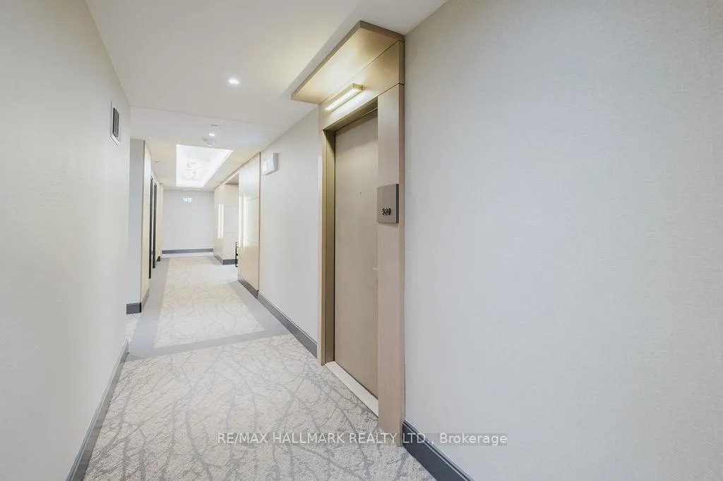 Photo 8 of Unit 520, 1 Edgewater Drive, Toronto, Waterfront Communities — HOMEH