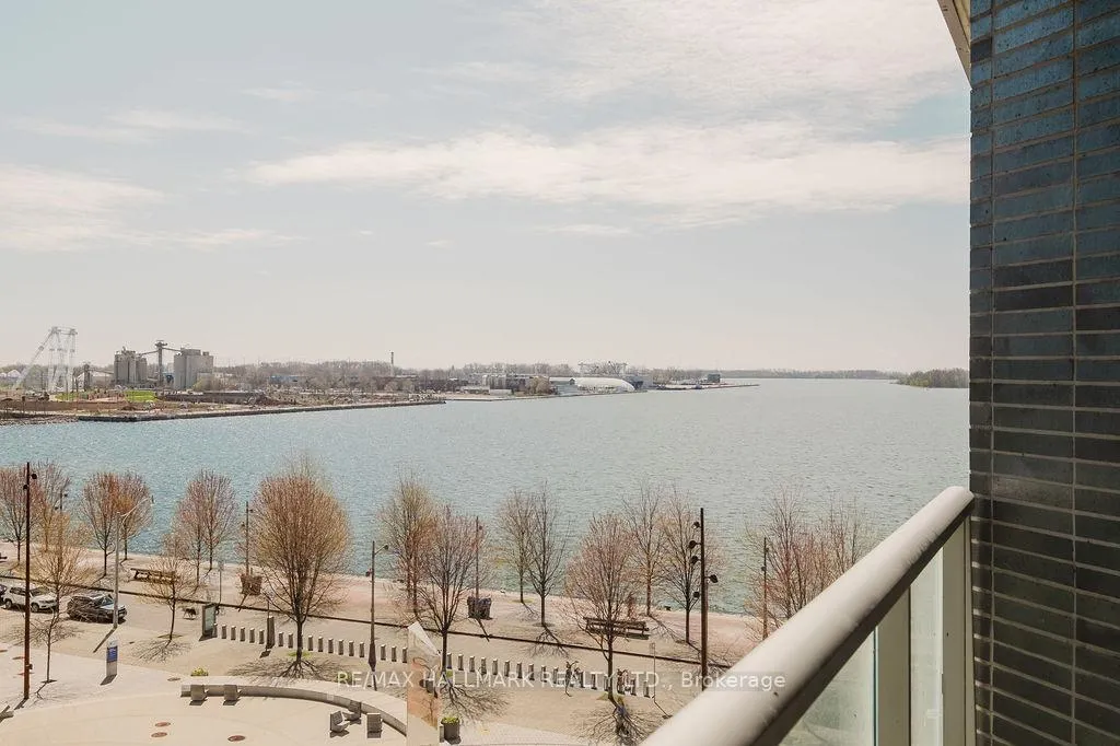 Photo 10 of Unit 520, 1 Edgewater Drive, Toronto, Waterfront Communities — HOMEH