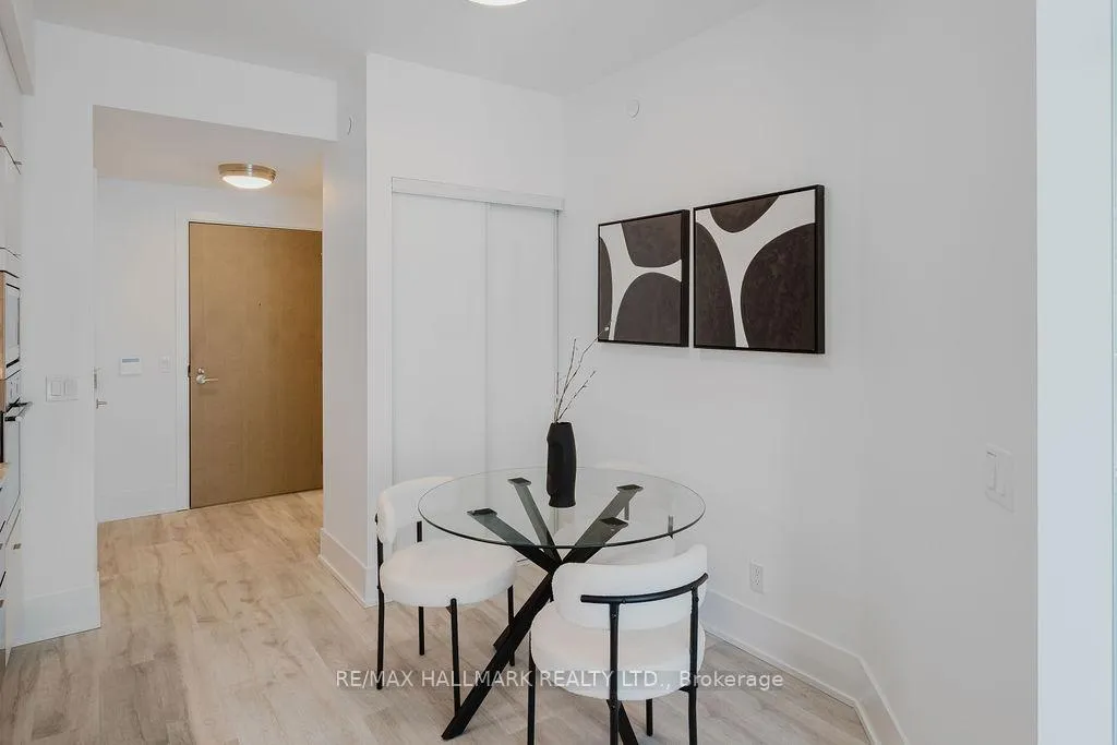 Photo 12 of Unit 520, 1 Edgewater Drive, Toronto, Waterfront Communities — HOMEH