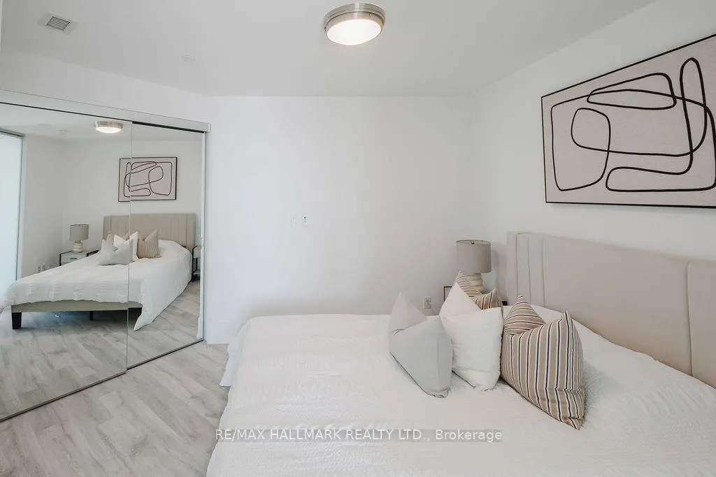 Photo 16 of Unit 520, 1 Edgewater Drive, Toronto, Waterfront Communities — HOMEH