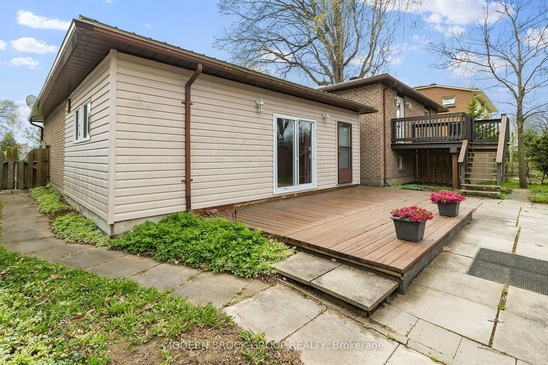 Photo 35 of 865 Cunningham Crescent, Brockville — HOMEH