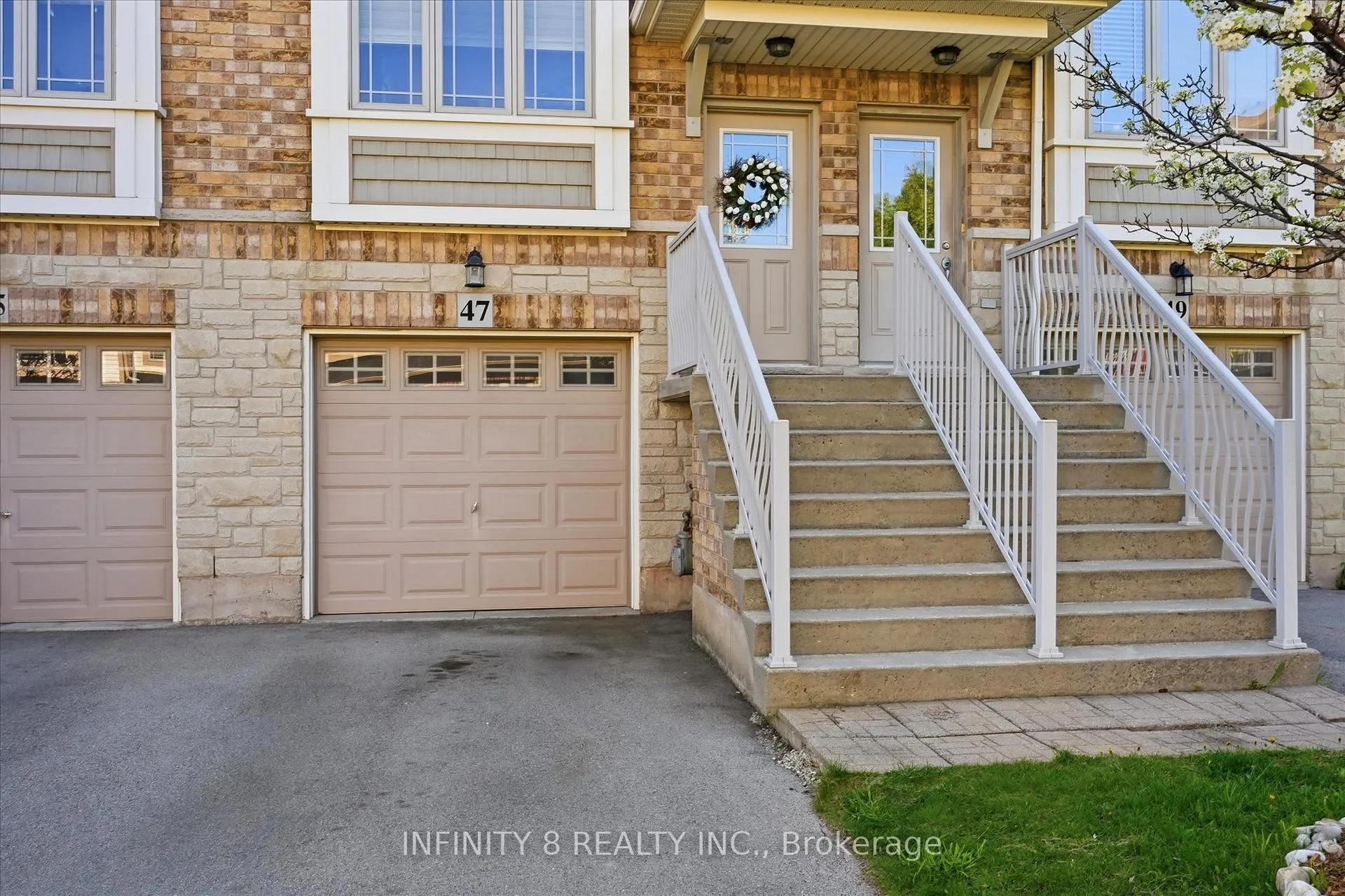 Photo 2 of Unit 47, 8 Hemlock Way E, Grimsby, Grimsby West — HOMEH