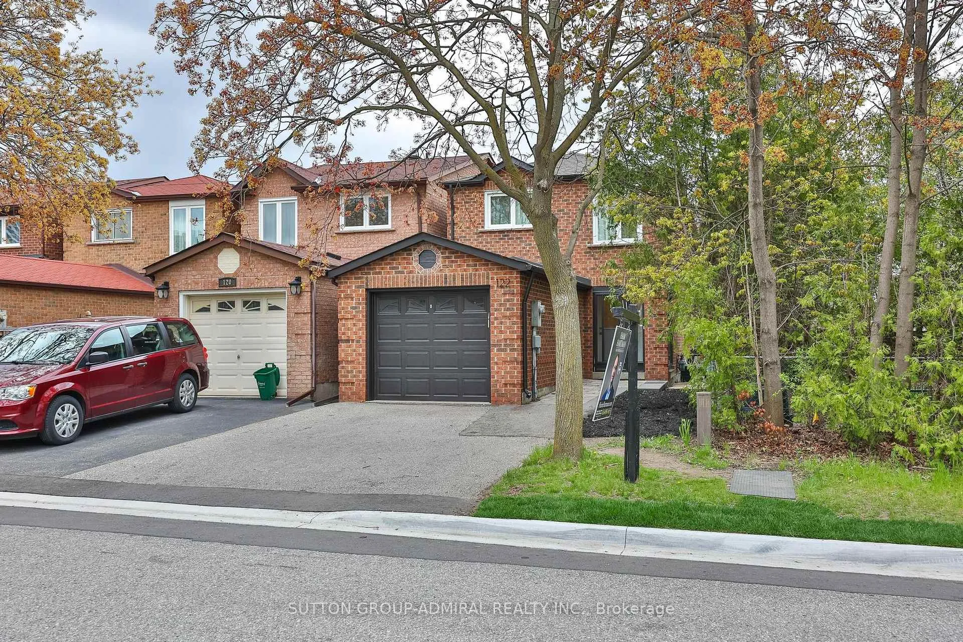 Photo 1 of 122 Rejane Crescent, Vaughan, Crestwood-Springfarm-Yorkhill — HOMEH
