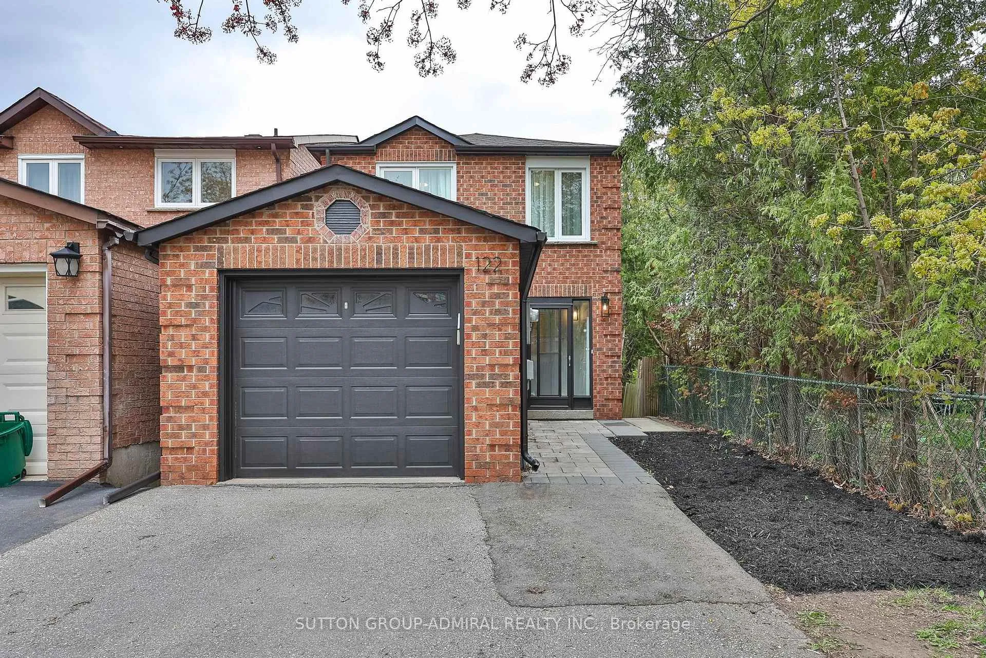 Photo 2 of 122 Rejane Crescent, Vaughan, Crestwood-Springfarm-Yorkhill — HOMEH