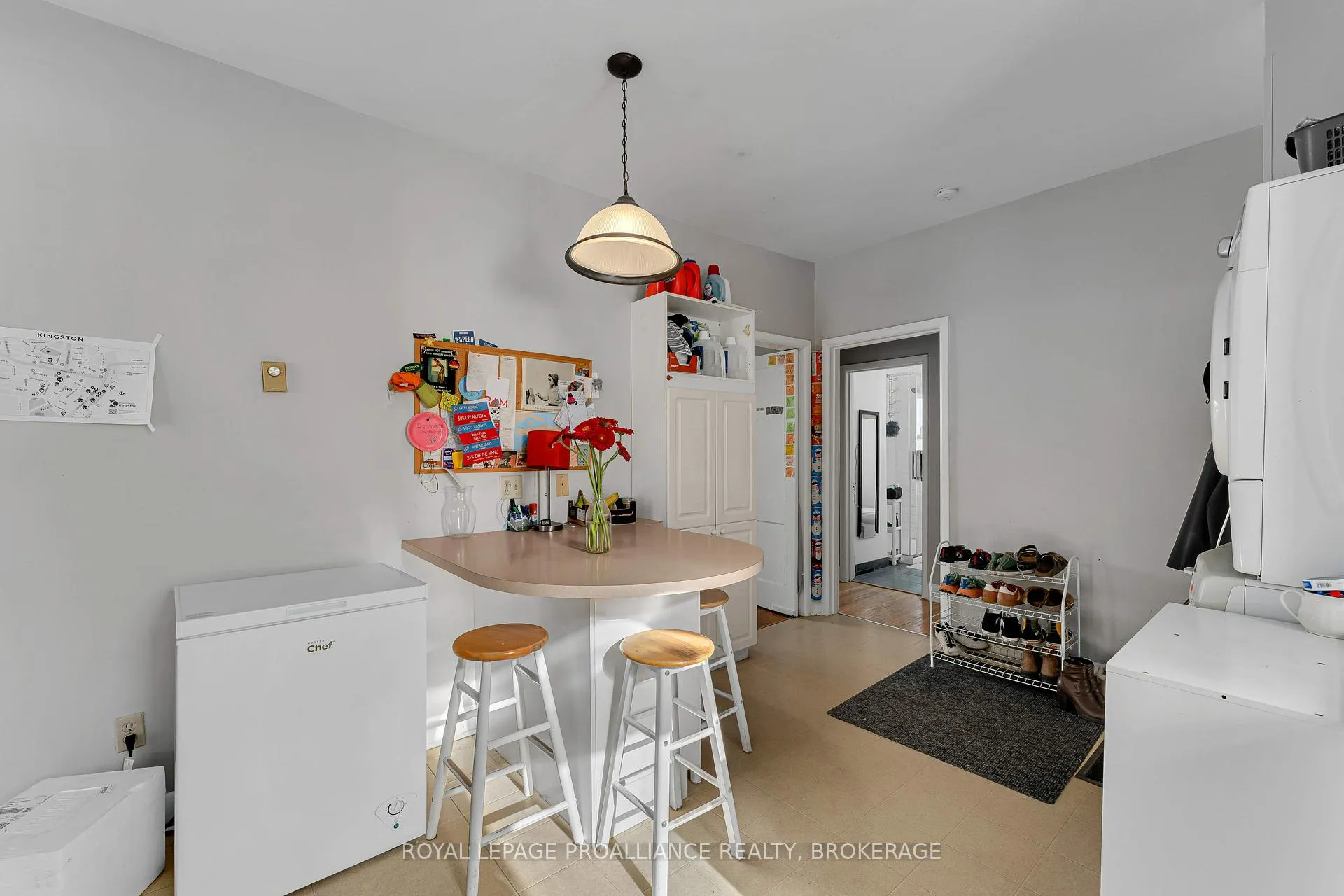 Photo 6 of 31 Beverley Street, Kingston, Central City East — HOMEH