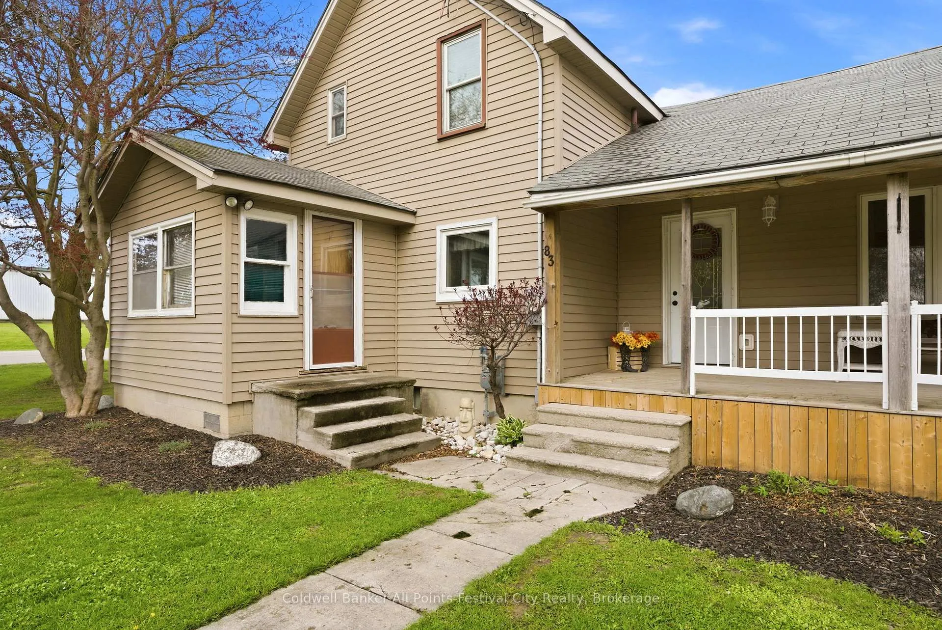 Photo 5 of 83 Jarvis Street, Huron East, Seaforth — HOMEH