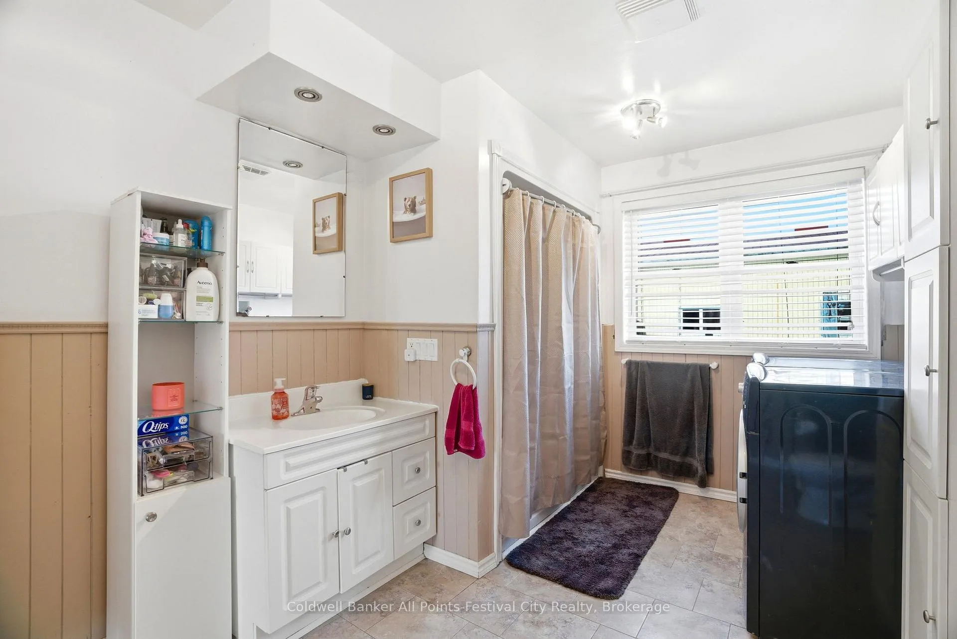 Photo 20 of 83 Jarvis Street, Huron East, Seaforth — HOMEH