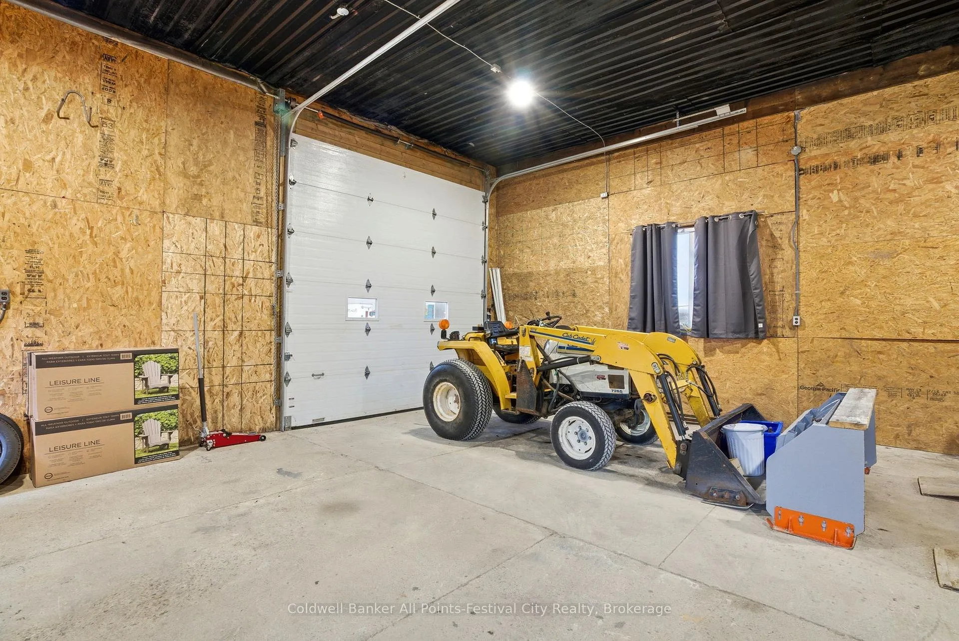 Photo 35 of 83 Jarvis Street, Huron East, Seaforth — HOMEH