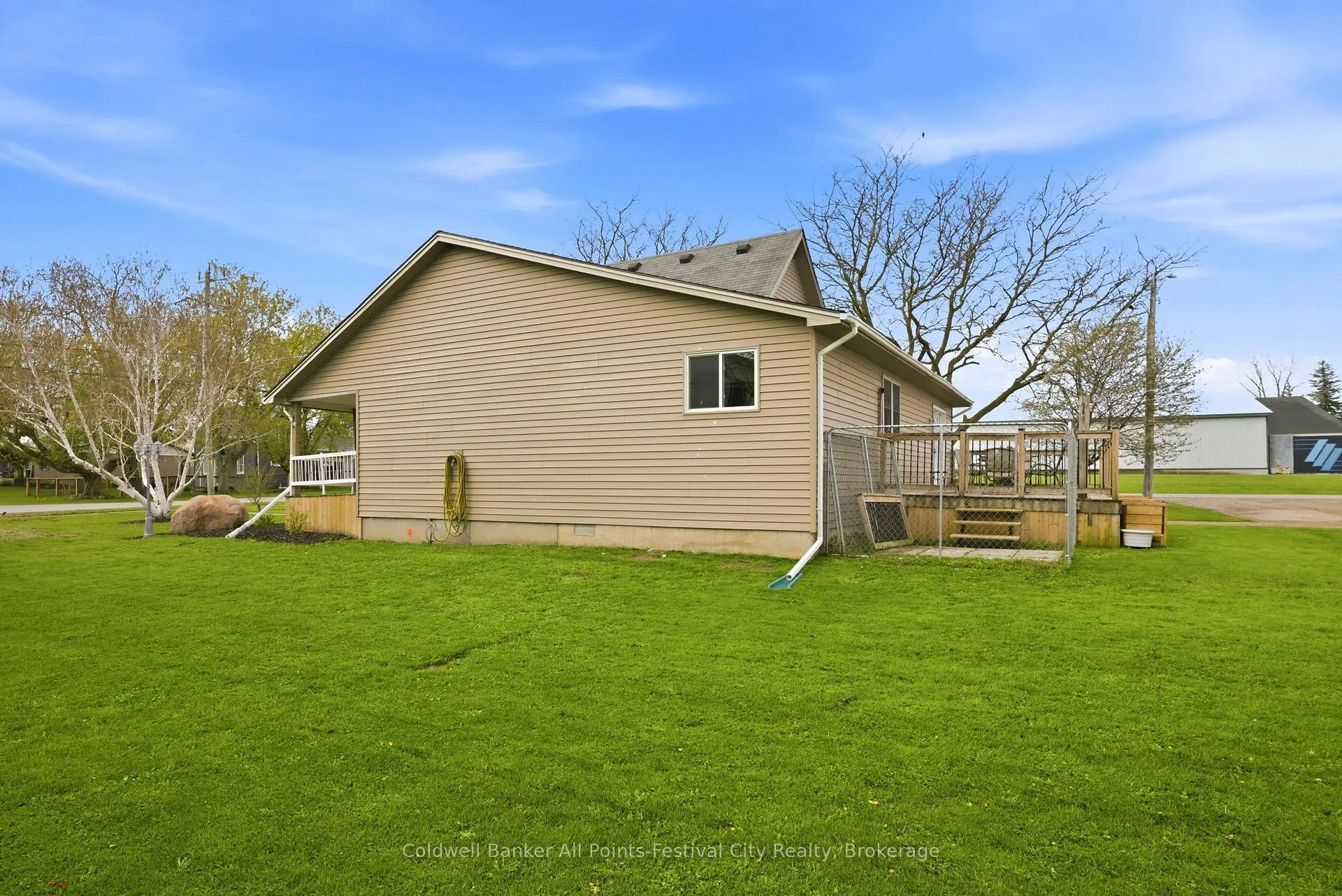 Photo 41 of 83 Jarvis Street, Huron East, Seaforth — HOMEH