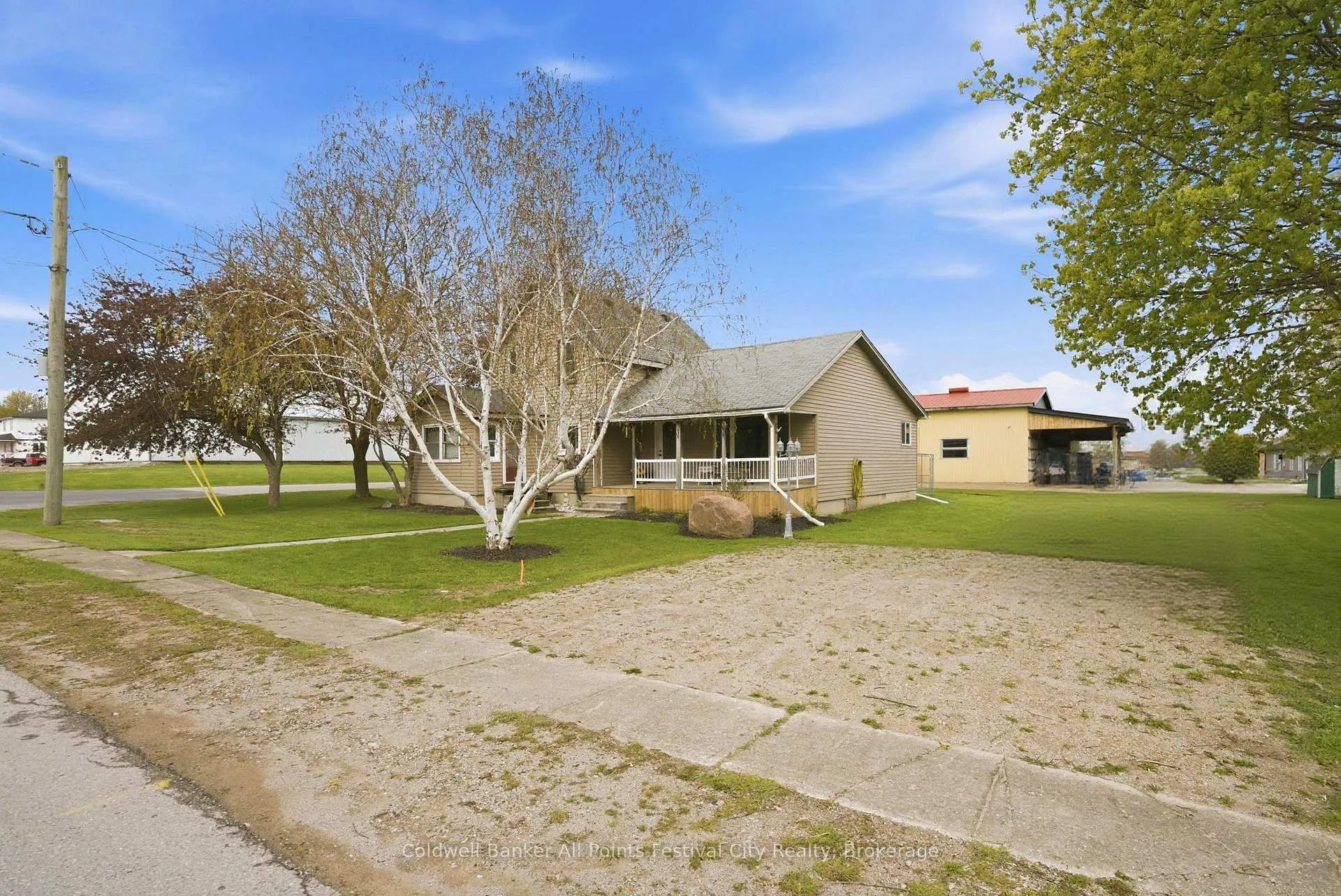 Photo 44 of 83 Jarvis Street, Huron East, Seaforth — HOMEH