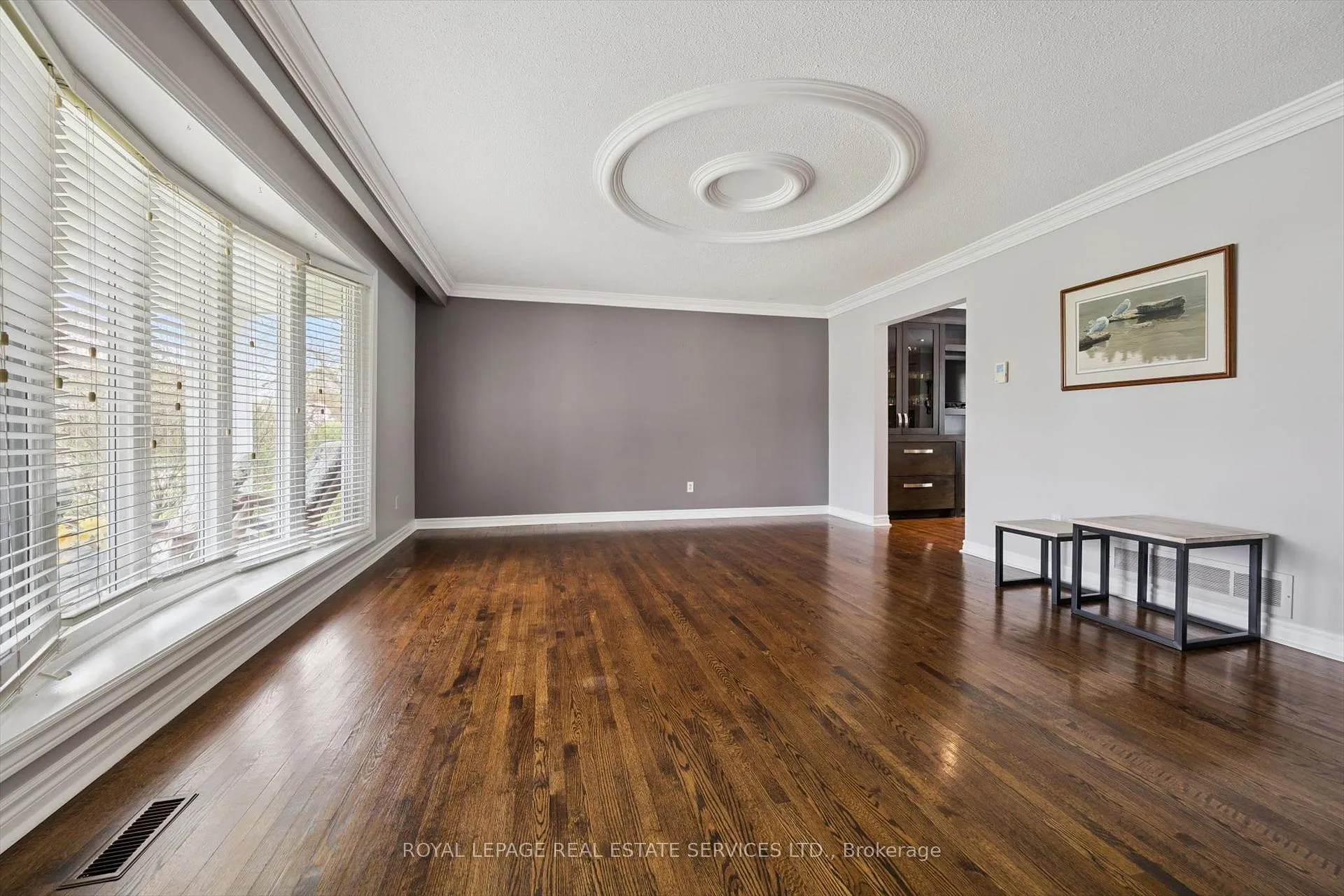 Photo 7 of 258 Sunrise Crescent, Oakville, Bronte — HOMEH