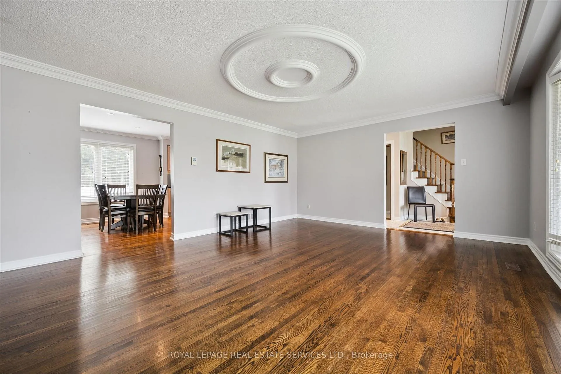 Photo 11 of 258 Sunrise Crescent, Oakville, Bronte — HOMEH