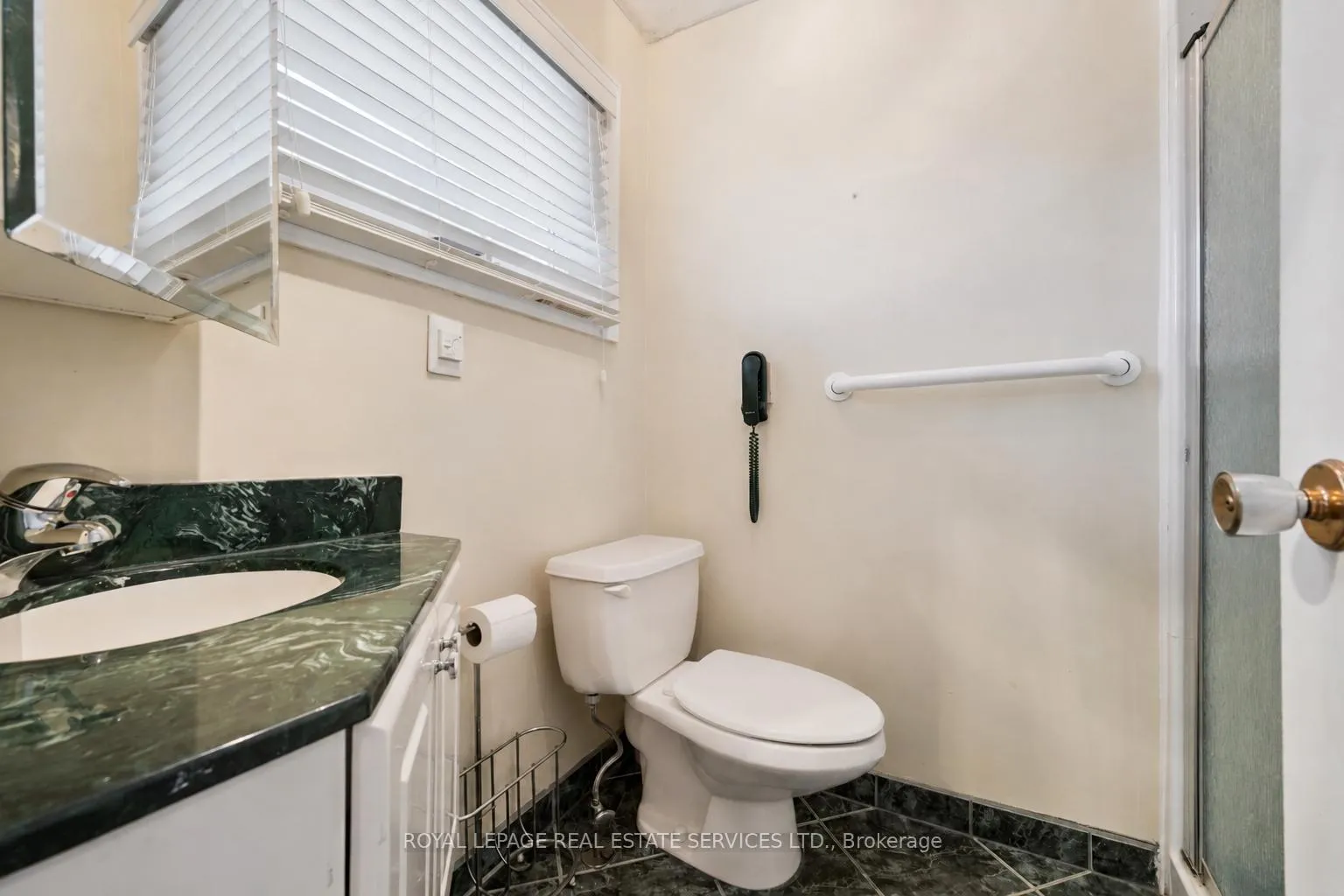 Photo 26 of 258 Sunrise Crescent, Oakville, Bronte — HOMEH