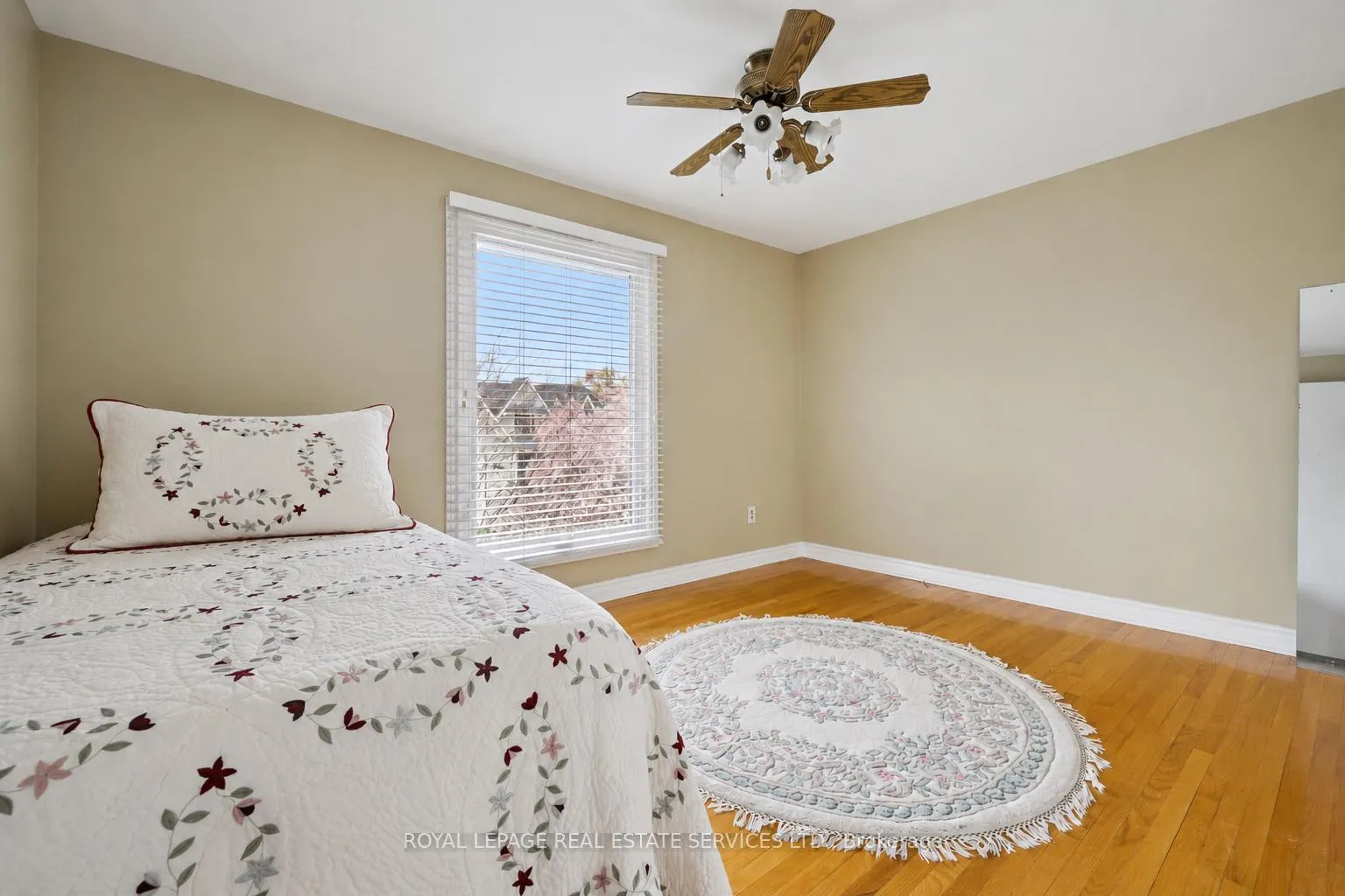 Photo 31 of 258 Sunrise Crescent, Oakville, Bronte — HOMEH