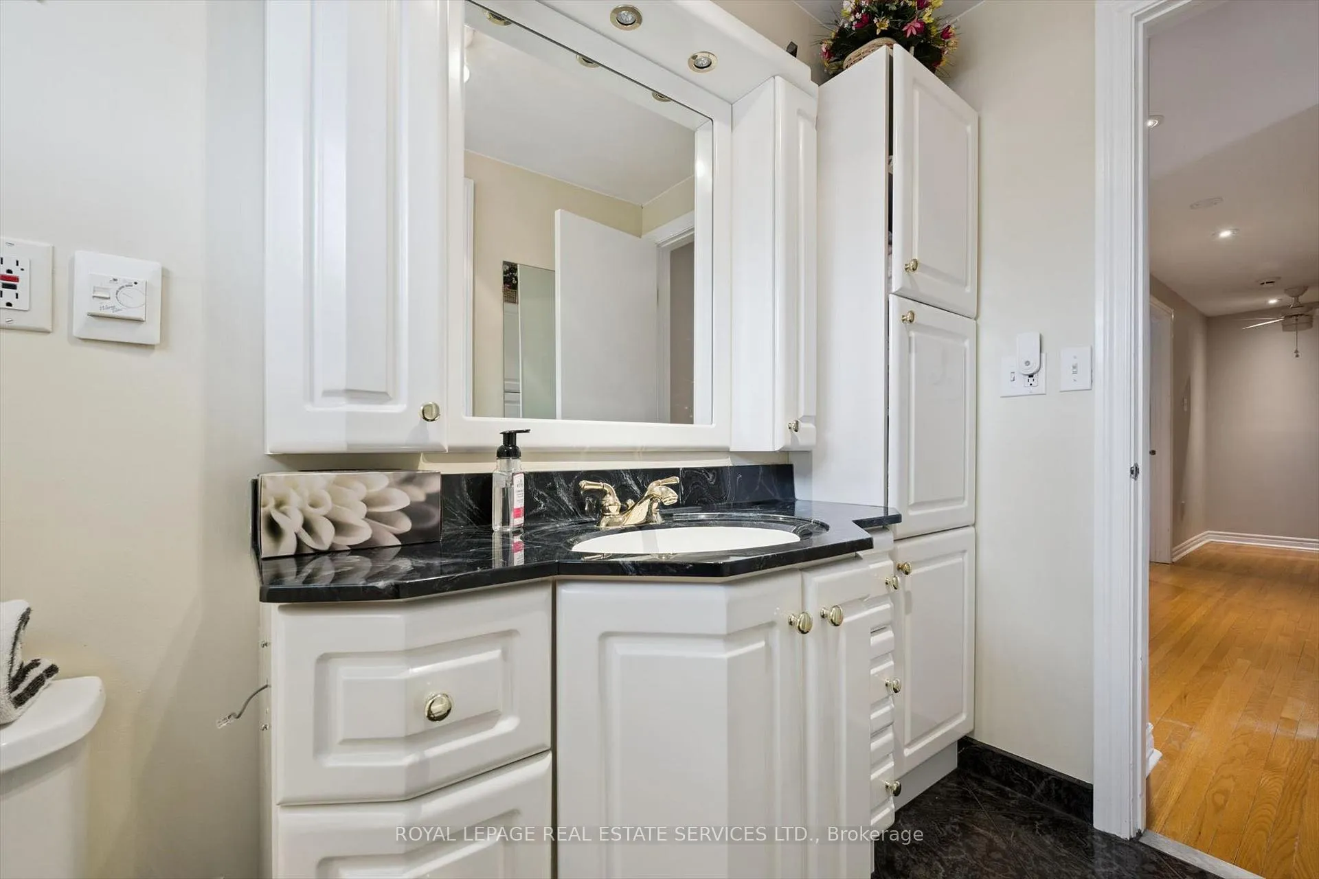 Photo 34 of 258 Sunrise Crescent, Oakville, Bronte — HOMEH