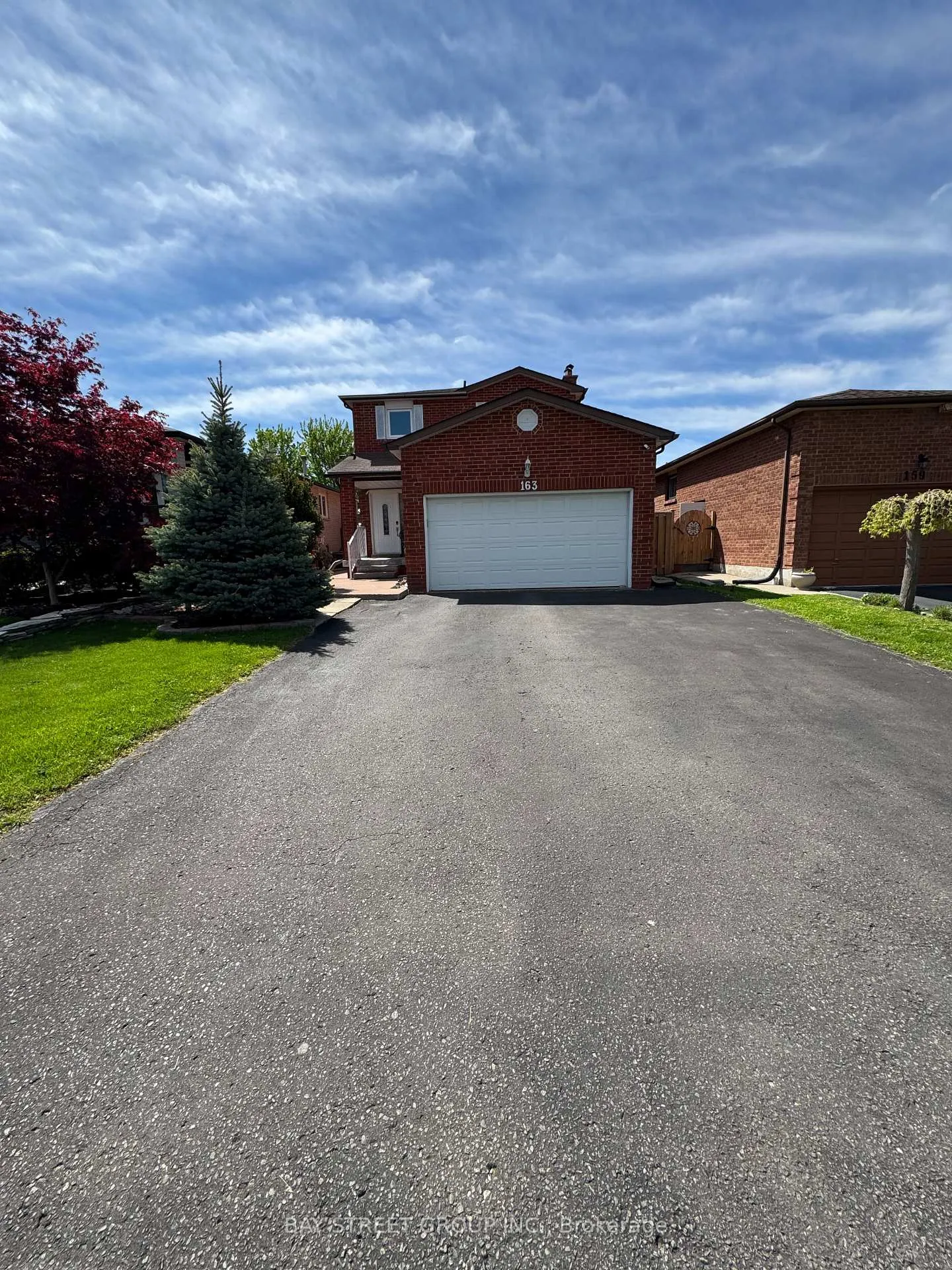 Photo 1 of 163 Oliver Lane, Vaughan, Maple — HOMEH