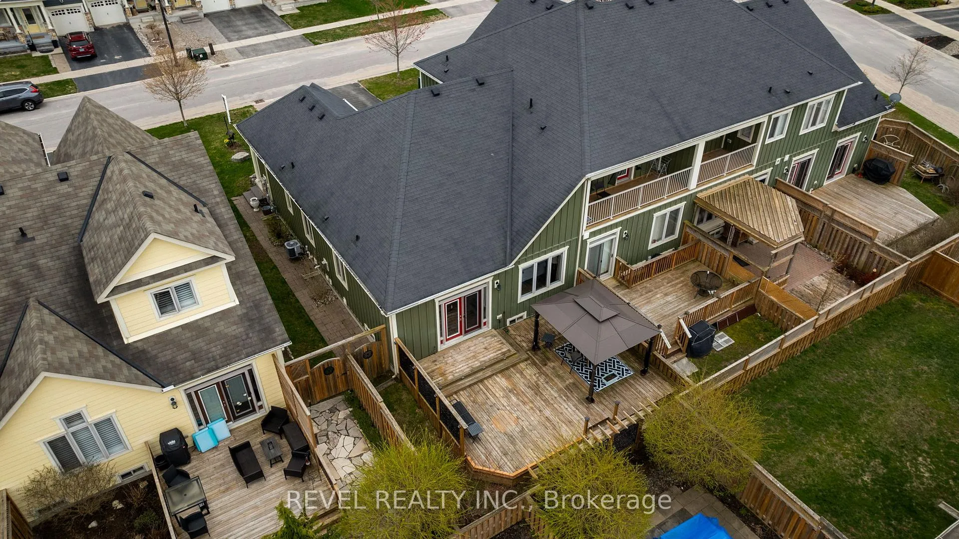 Photo 38 of 42 Sandy Coast Crescent, Wasaga Beach — HOMEH