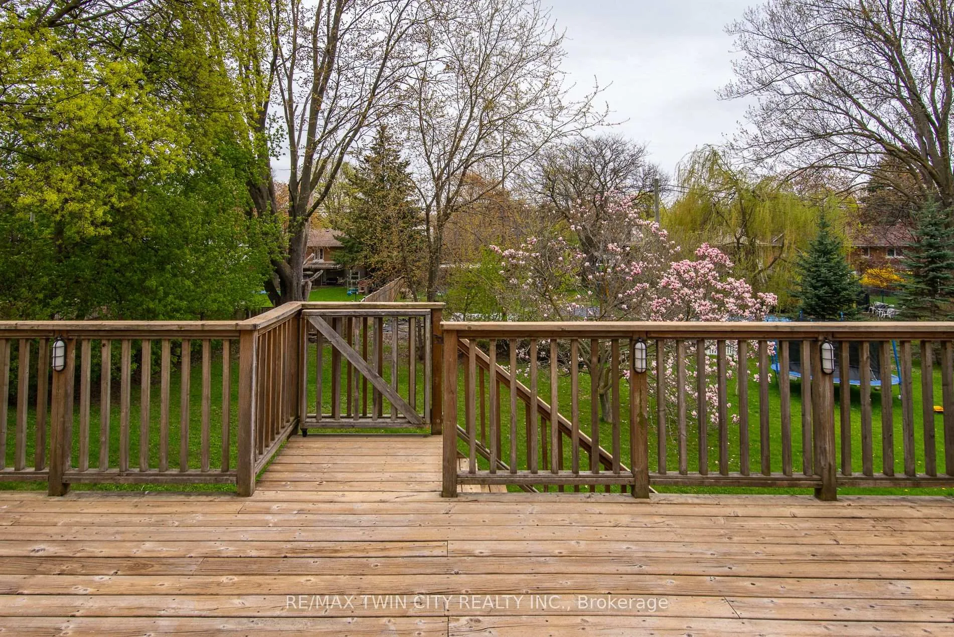 Photo 4 of 143 Bridgeport Road E, Waterloo — HOMEH