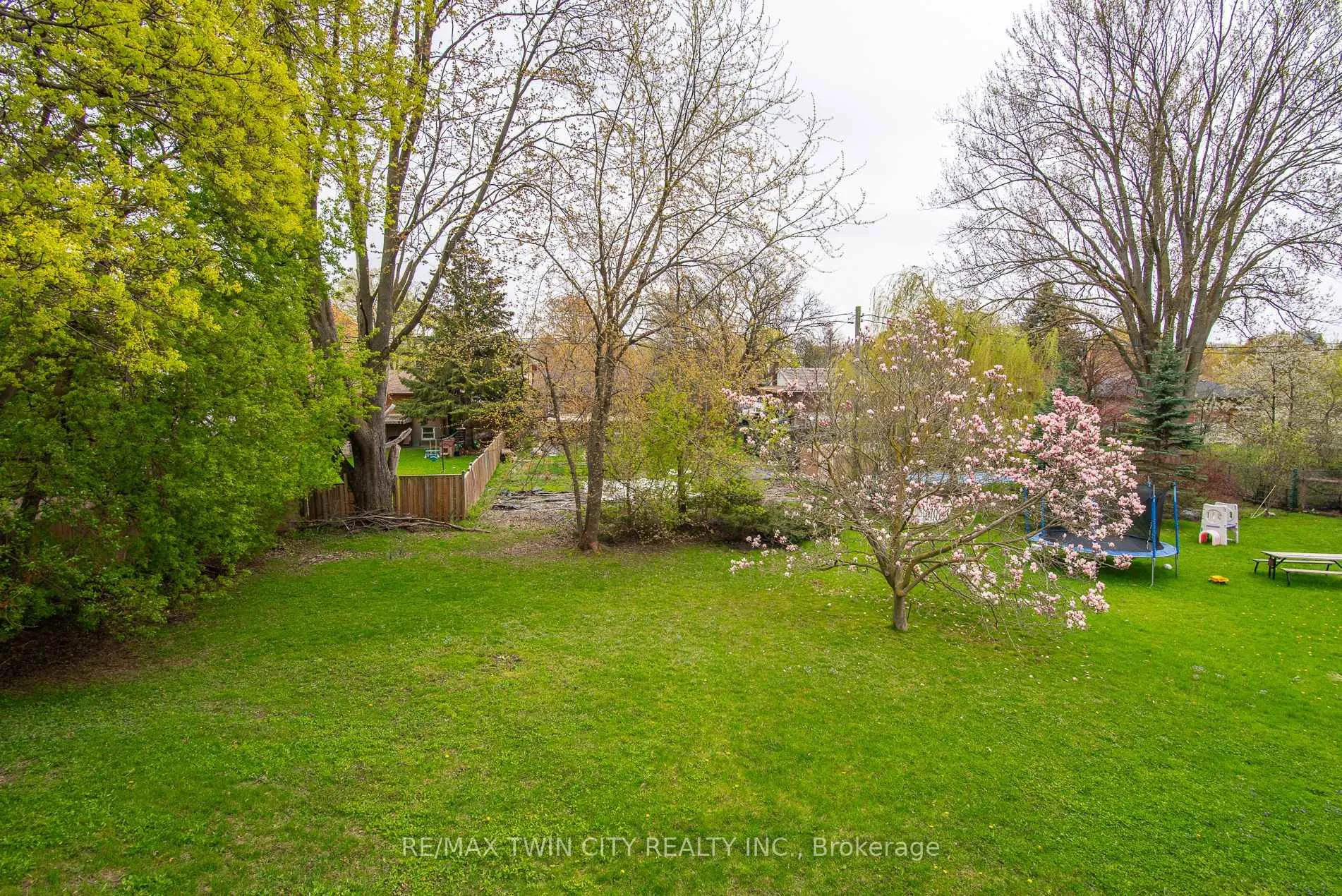 Photo 6 of 143 Bridgeport Road E, Waterloo — HOMEH