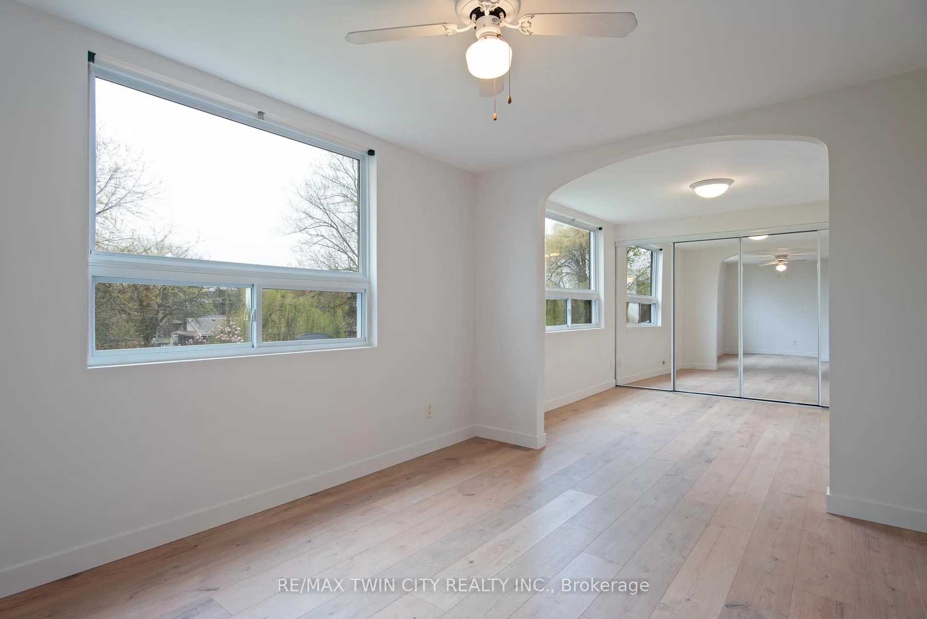 Photo 41 of 143 Bridgeport Road E, Waterloo — HOMEH