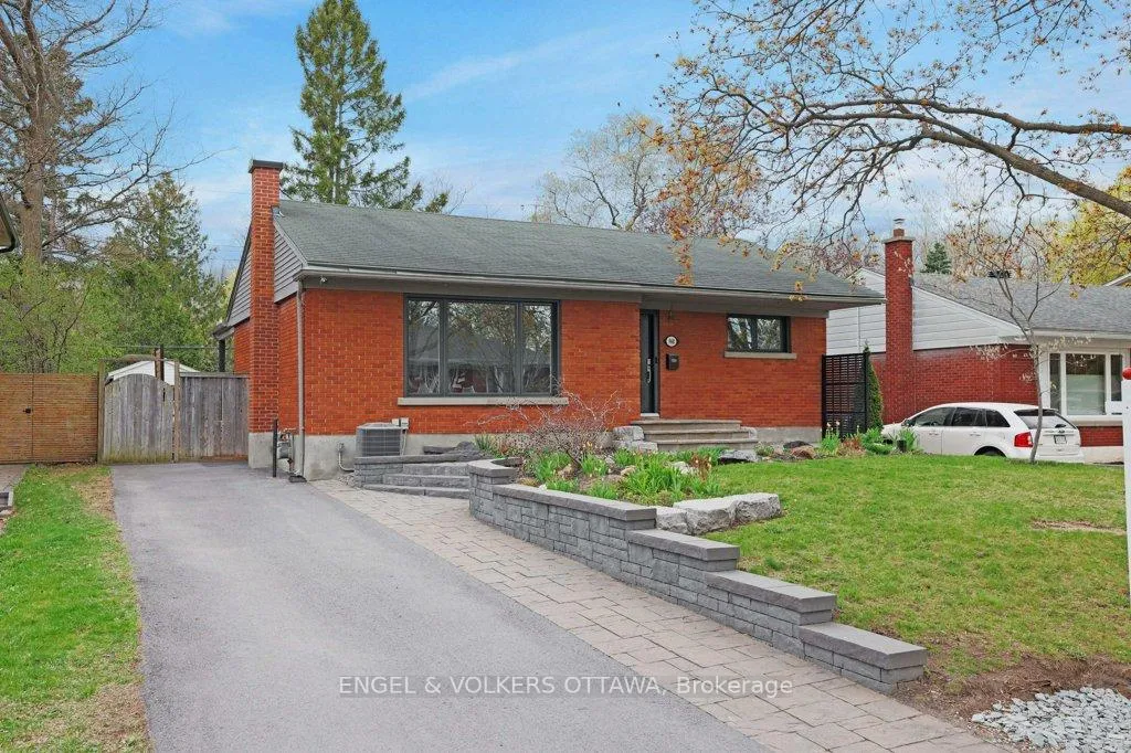 Photo 2 of 968 Arkell Street, Ottawa, Queensway Terrace North — HOMEH