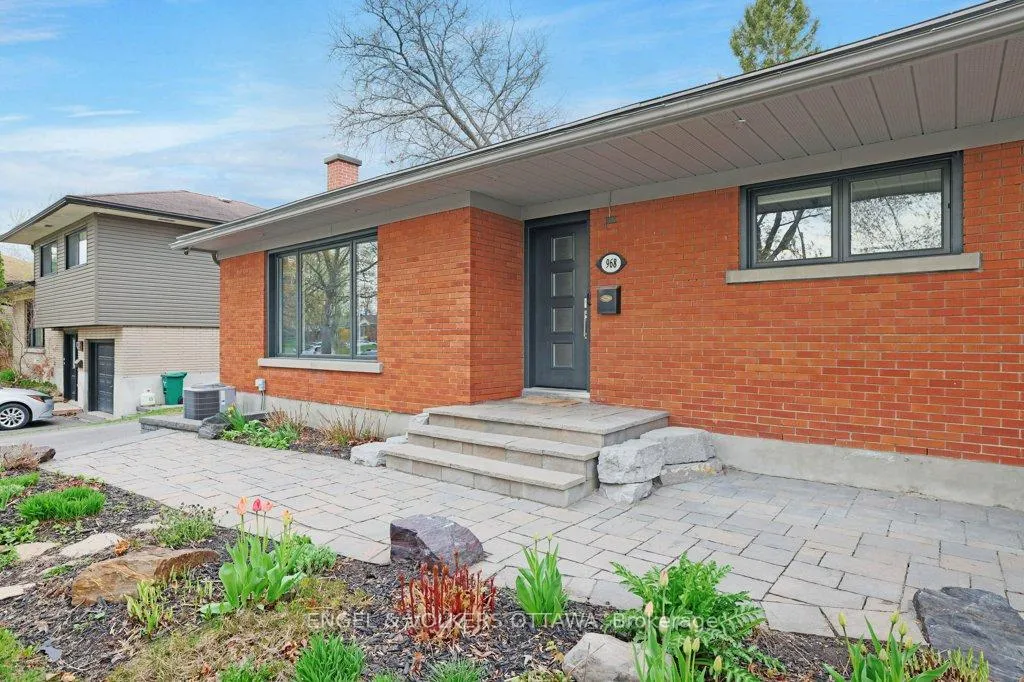 Photo 4 of 968 Arkell Street, Ottawa, Queensway Terrace North — HOMEH