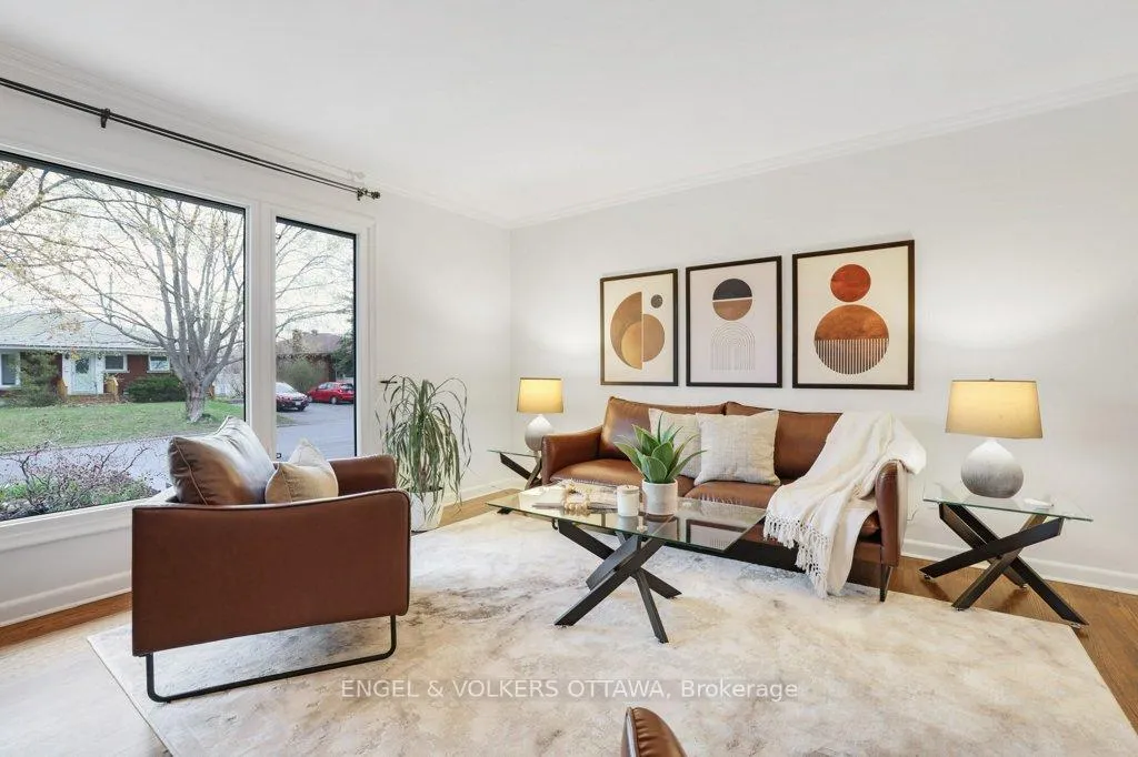 Photo 10 of 968 Arkell Street, Ottawa, Queensway Terrace North — HOMEH