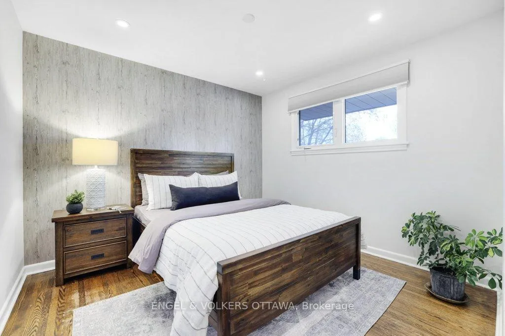 Photo 25 of 968 Arkell Street, Ottawa, Queensway Terrace North — HOMEH