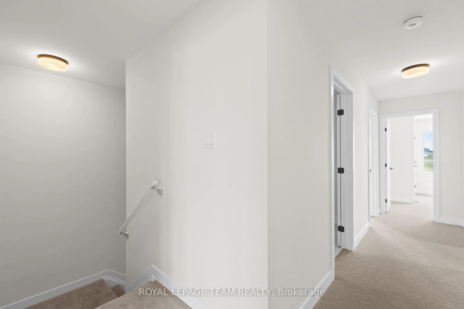 Photo 19 of 1027 Moore Street, Brockville — HOMEH